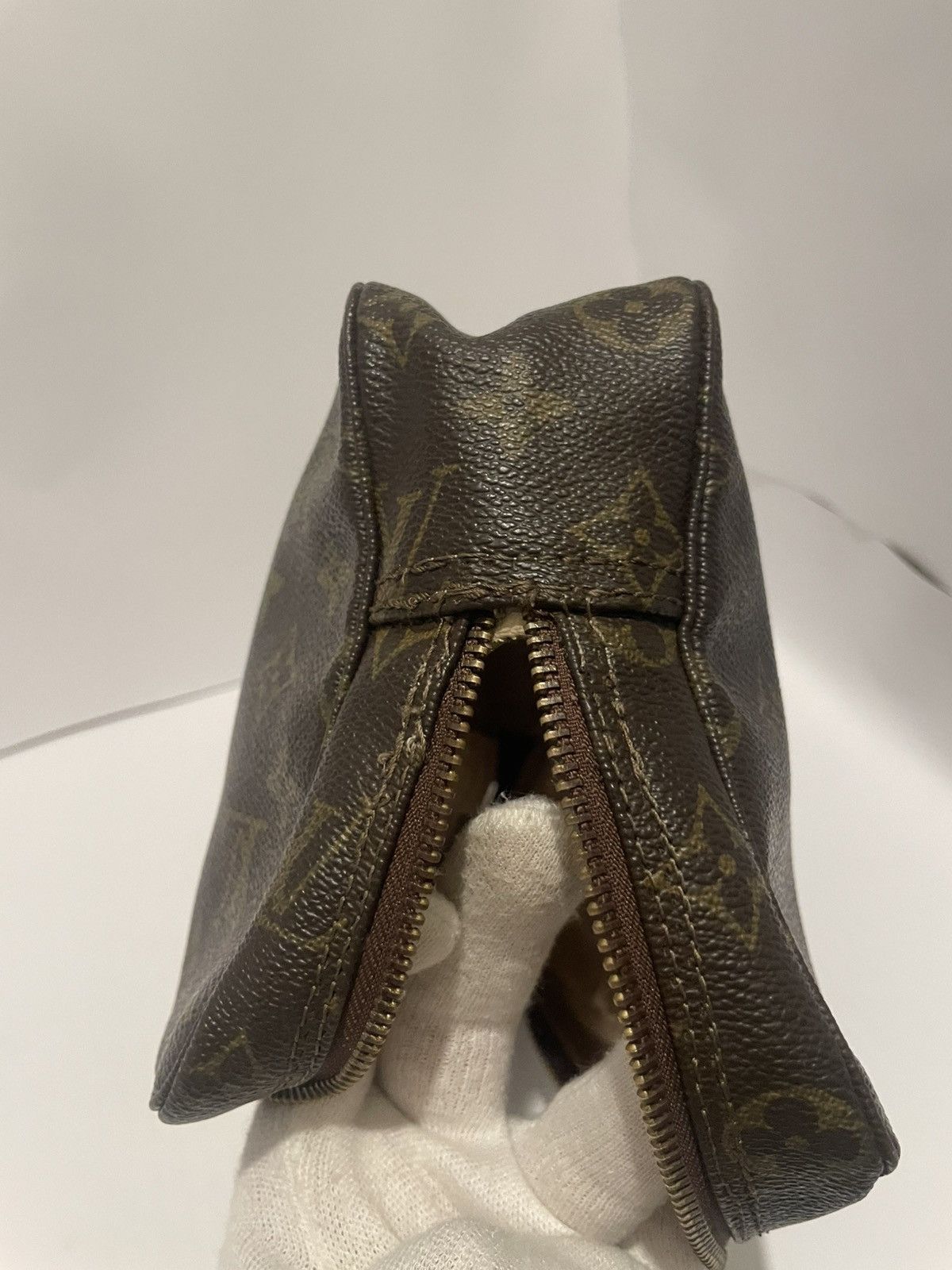 Louis Vuitton Louis Vuitton Trousse Toilette 23 Interno Beige Size ONE SIZE - 24 Thumbnail