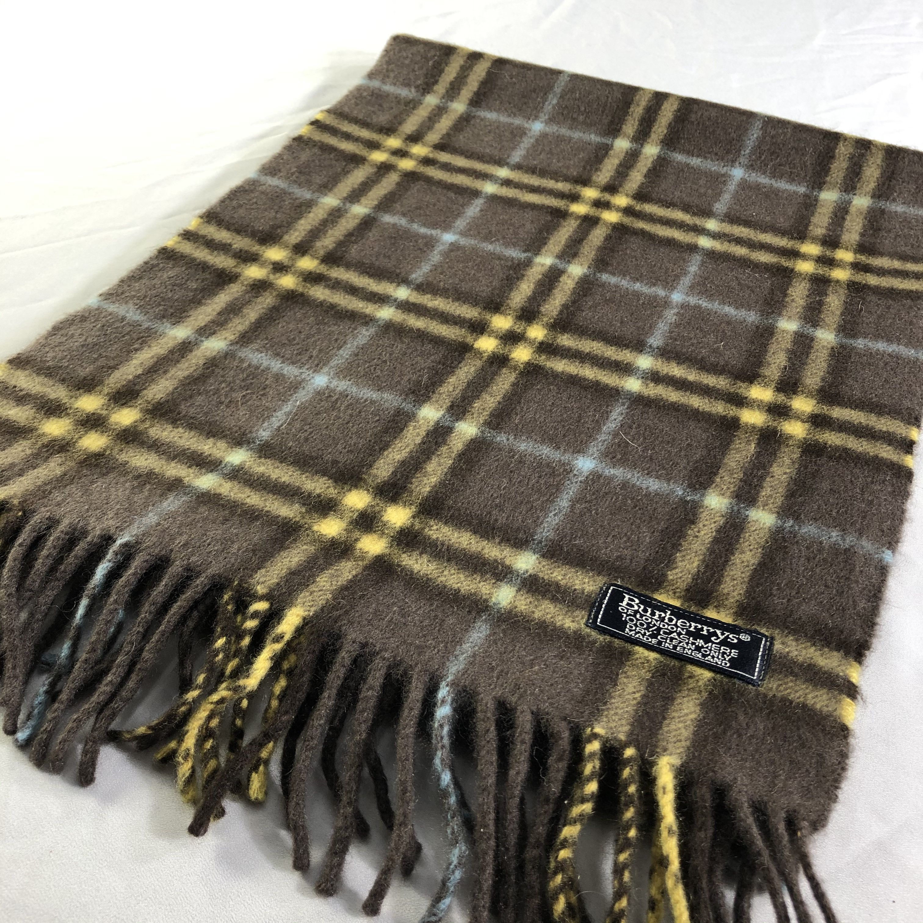 Burberry Burberrys Nova Check Cashmere Scarf Muffler Neckwear V2431 Size ONE SIZE - 2 Thumbnail