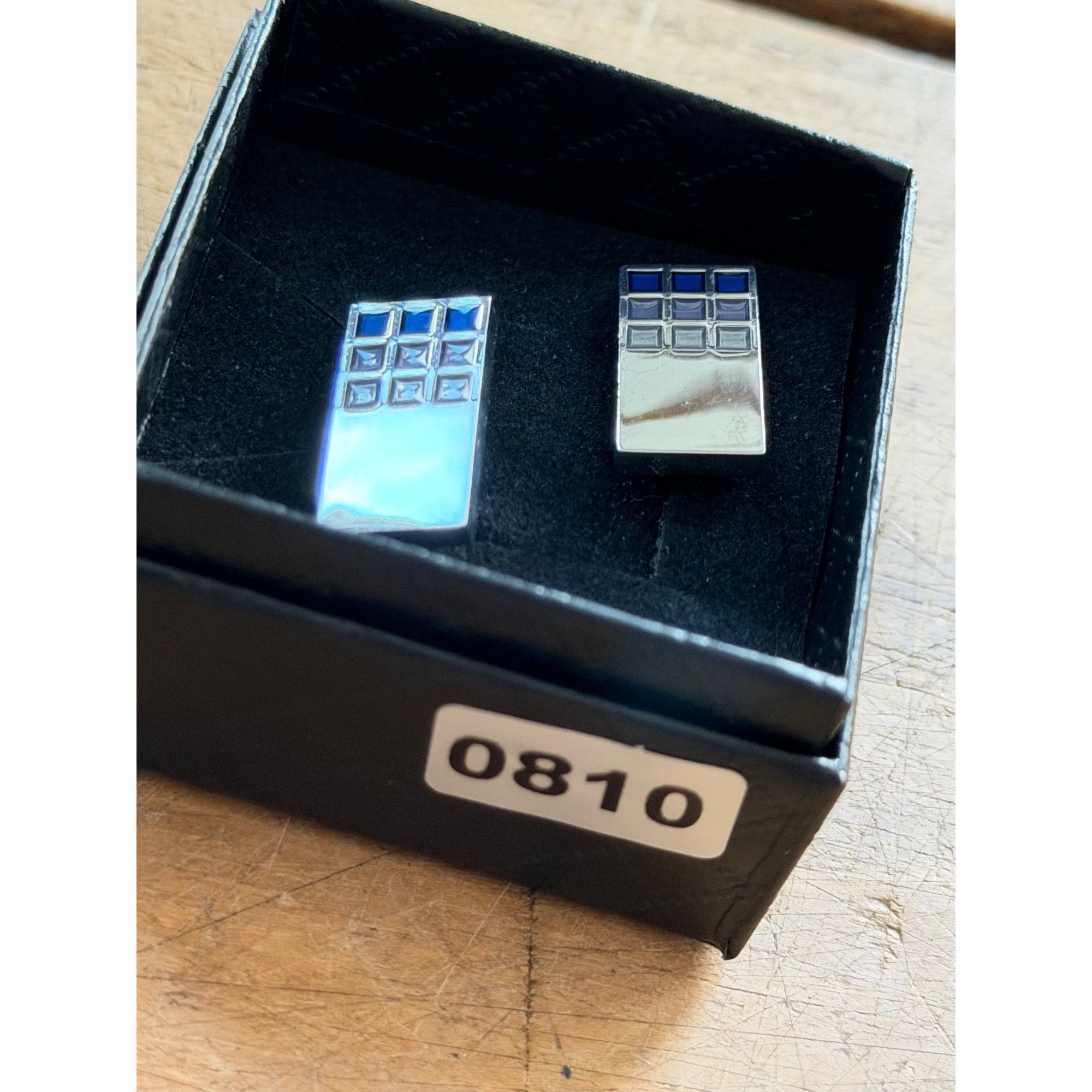 Other Silver Rectangle Blue Grid Design Cufflinks In Quilted Black Size ONE SIZE - 5 Thumbnail