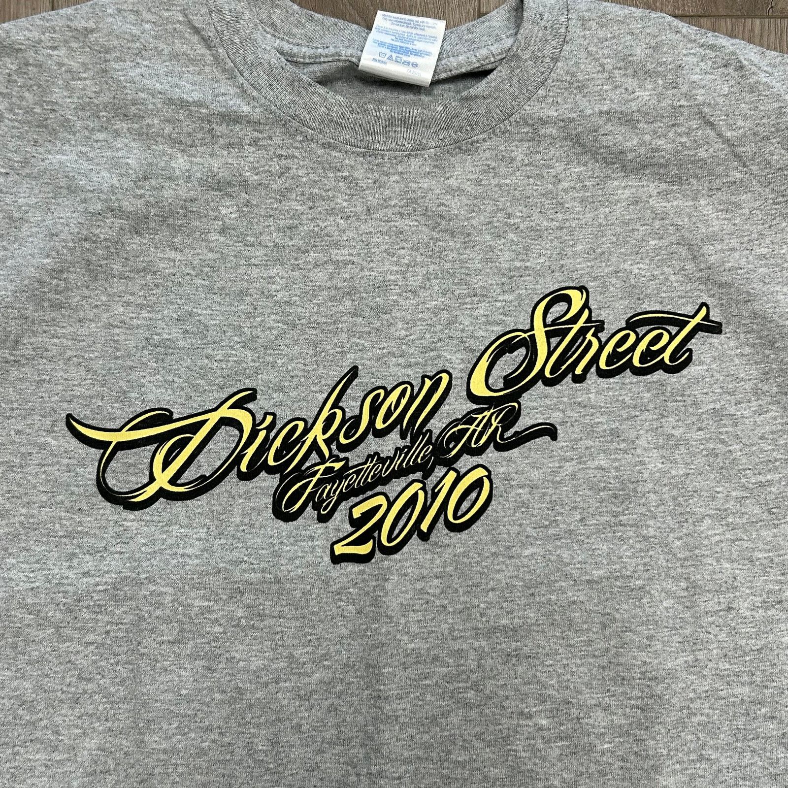 Harley Davidson 2010 Hawgs Dickson Street Motorcycle Gray Tee T Shirt Medium Size US M / EU 48-50 / 2 - 4 Thumbnail