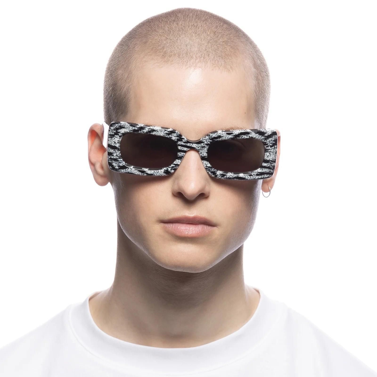Le Specs New le specs sunglasses DAMNEDEST black DIGITAL DALMATIAN Size ONE SIZE - 4 Thumbnail