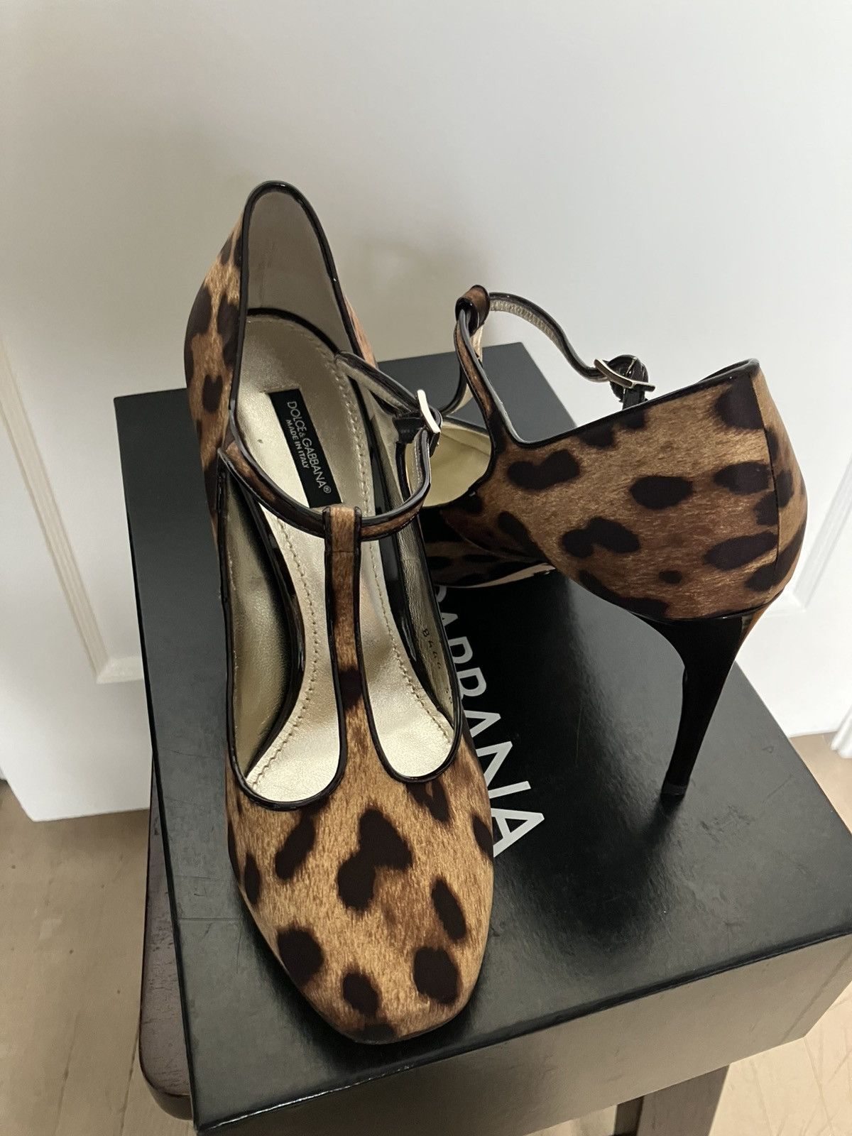 Dolce & Gabbana Dolce & Gabbana leopard print heels Size US 8 / IT 38 - 2 Thumbnail