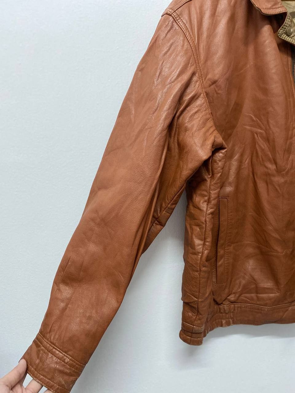 Japanese Brand vintage japanese brands cow leather jacket nice design Size US L / EU 52-54 / 3 - 4 Thumbnail