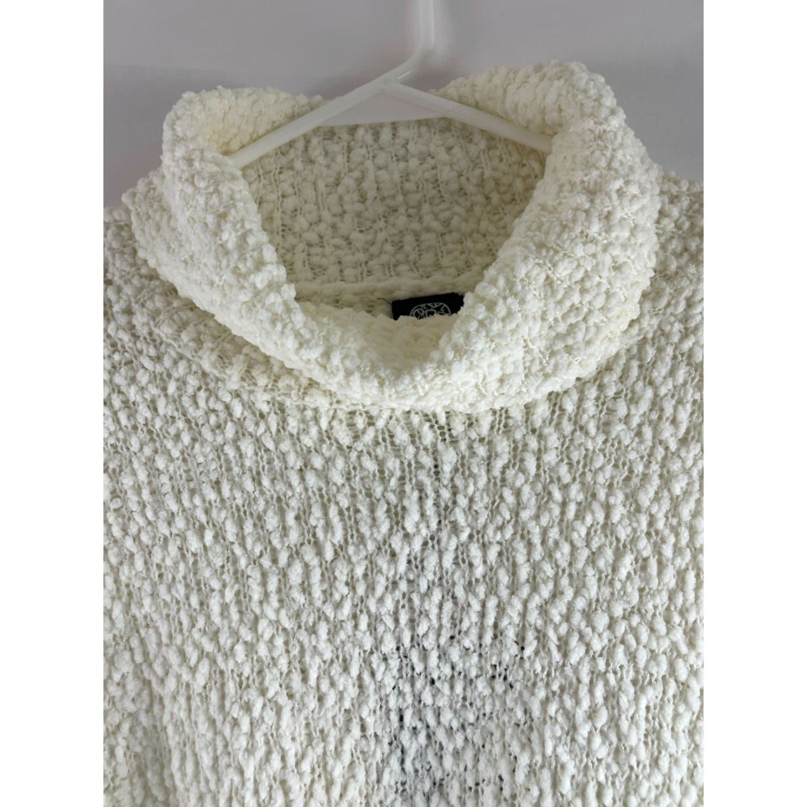 Vintage Bobeau Sweater Women's XL Cream Fuzzy Loose Knit Cowl Neck Pullover NWT Size XL / US 12-14 / IT 48-50 - 3 Thumbnail