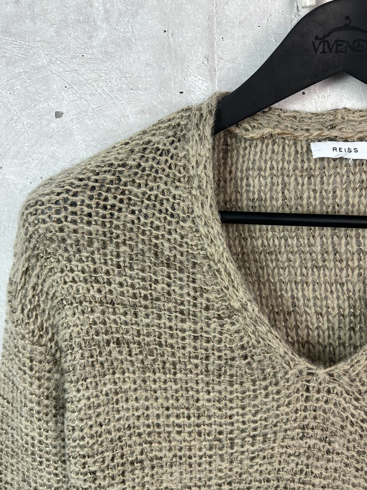 Reiss Reiss Woll Knit Beige-Gold V-neck Long Sleece Women’s Jumper Size M / US 6-8 / IT 42-44 - 3 Thumbnail
