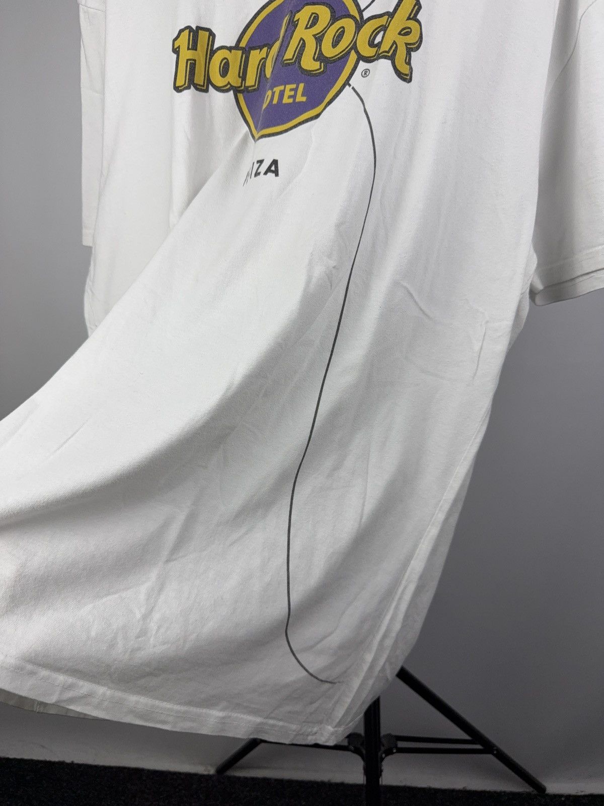 Hard Rock Cafe Hard Rock Hotel Ibiza Graphic Headphones T-Shirt White XXL Size US XL / EU 56 / 4 - 4 Thumbnail