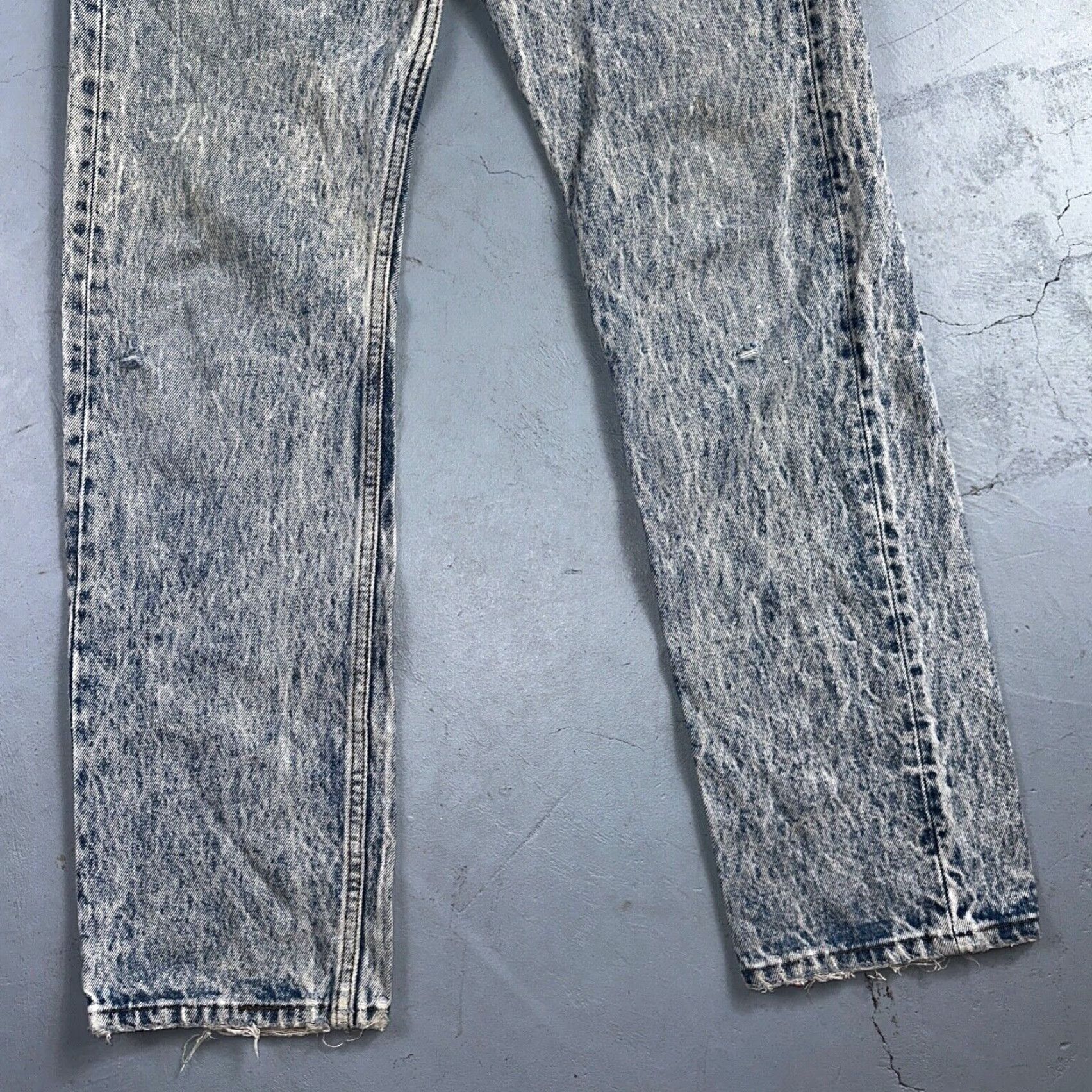 Levi's VINTAGE Levis 501 Jeans Straight Leg 80s USA XX Blue Acid Wash 31x32 Act 30x31 Size US 31 - 3 Thumbnail
