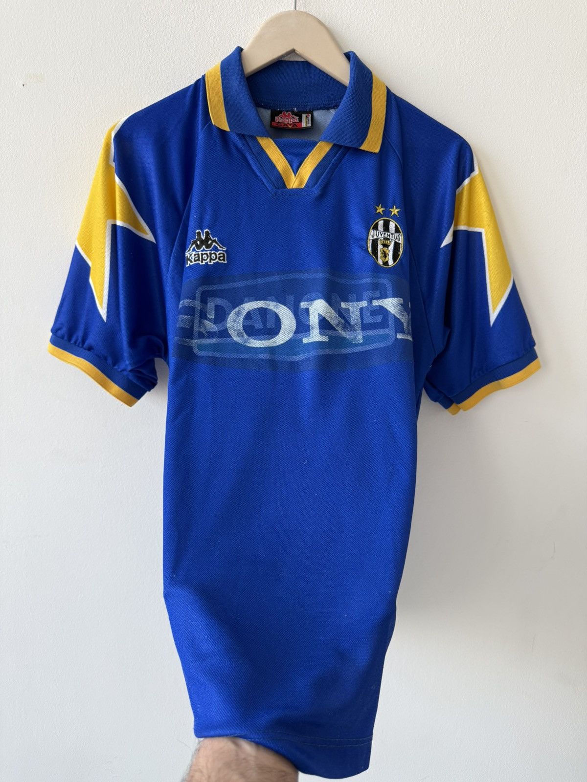 Kappa × Vintage 🩸RARE🩸Kappa Juventus 1995/1996 Del Piero #10 Away Jersey Size US L / EU 52-54 / 3 - 5 Thumbnail