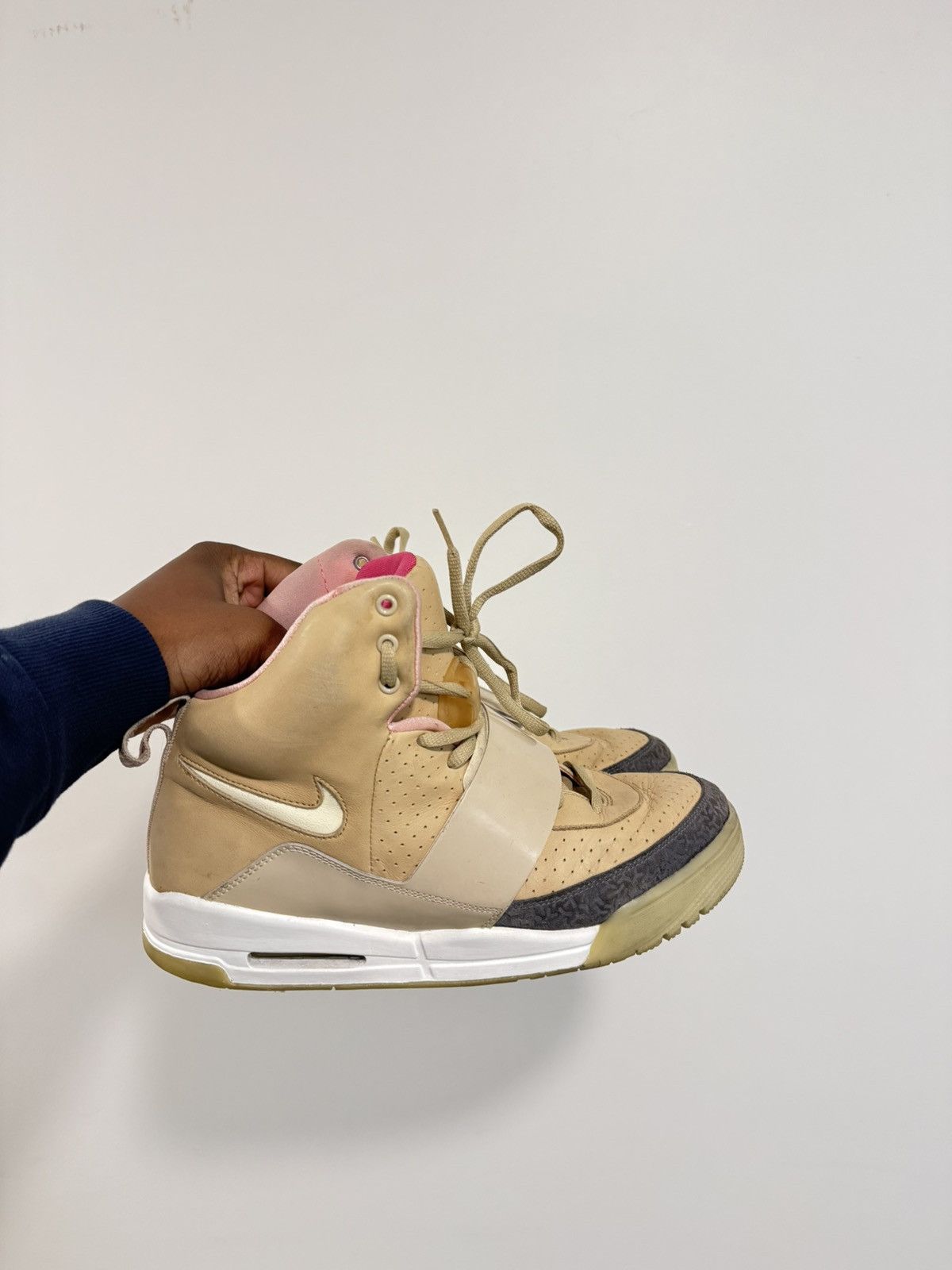 Nike × Yeezy YEEZY 1 Size US 11 / EU 44 - 2 Thumbnail