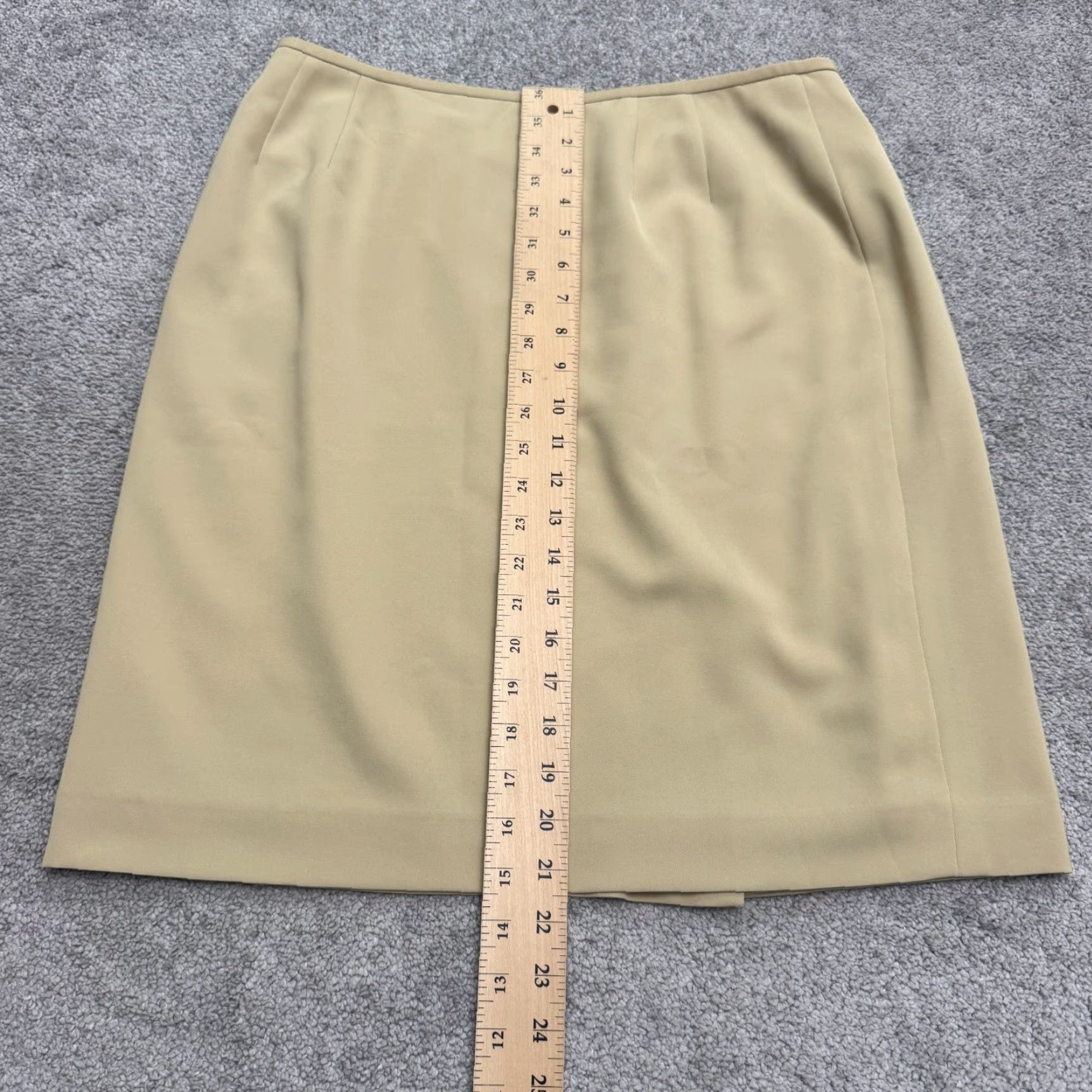 Kasper Kasper Skirt Pencil Women 14P Tan Beige Lined Knee Length Vintage No Size 36" / US 14 / IT 50 - 3 Thumbnail