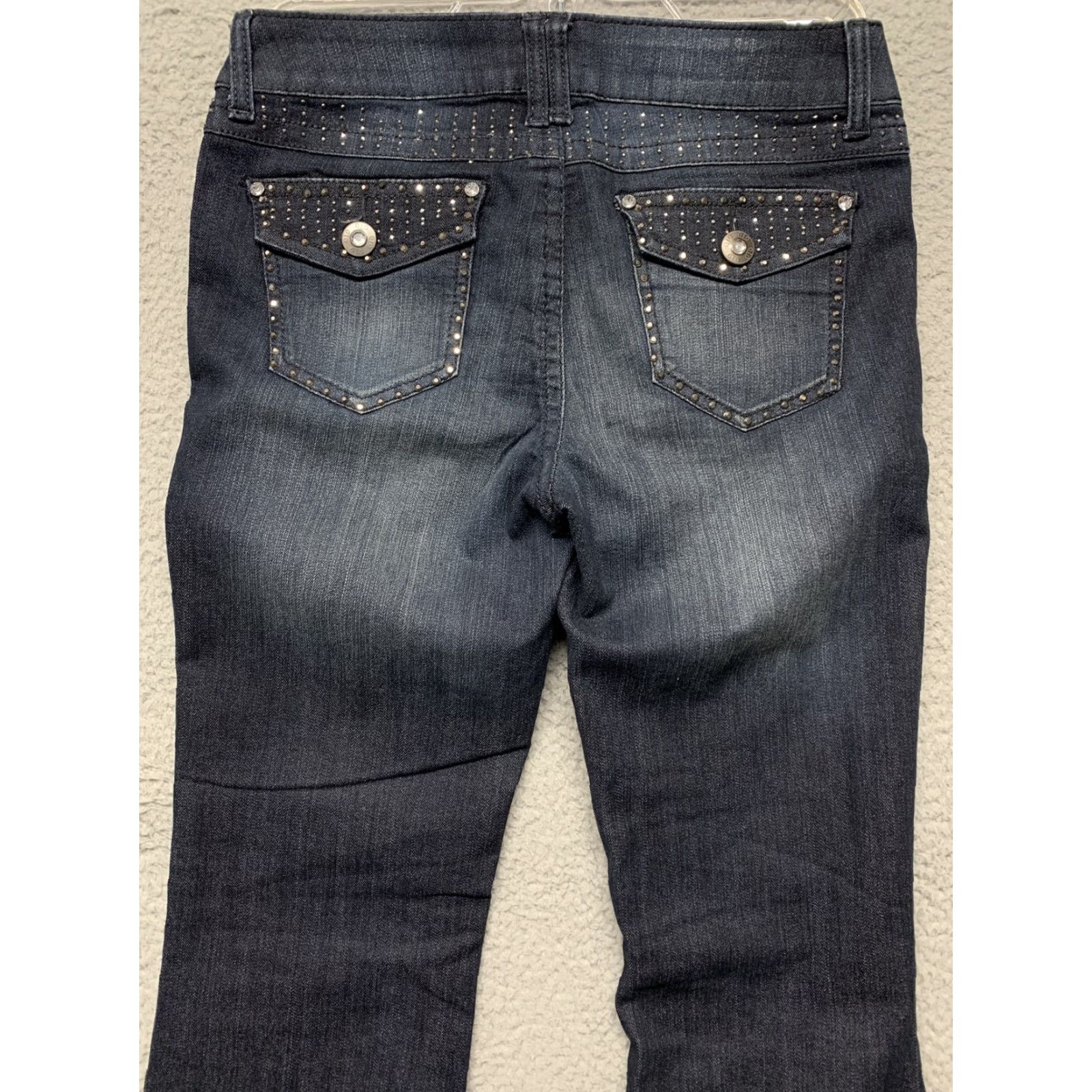 Denime Mudd Jeans Women's Bootcut 5-Pocket Blue Denim Decorative Buttons & Sequins Size 7 Size 28" / US 6 / IT 42 - 5 Thumbnail