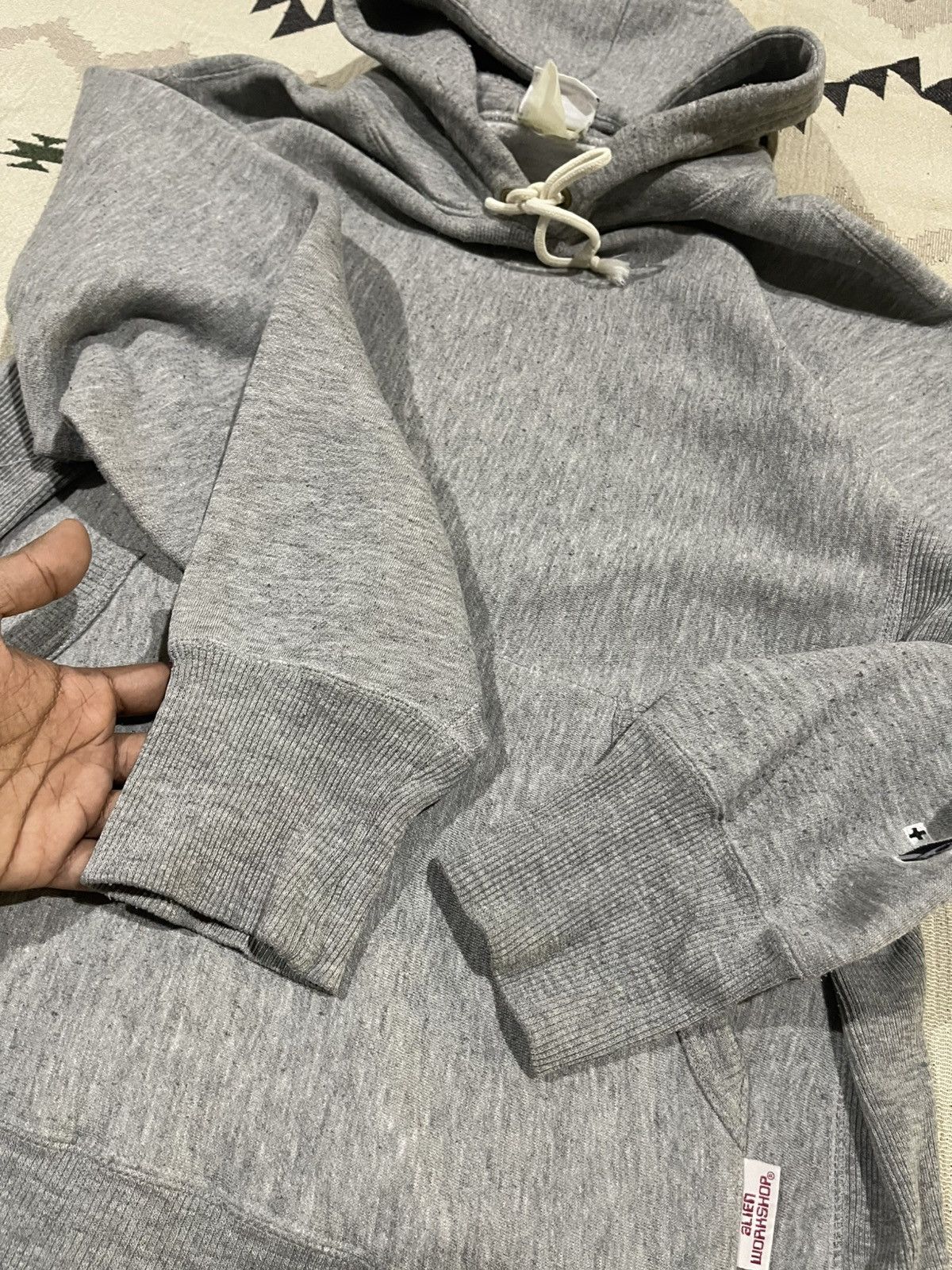 Alien Workshop 90s ALIEN WORKSHOP SMALL LOGO SLEEVE PULLOVER HOODIE Size US M / EU 48-50 / 2 - 11 Thumbnail