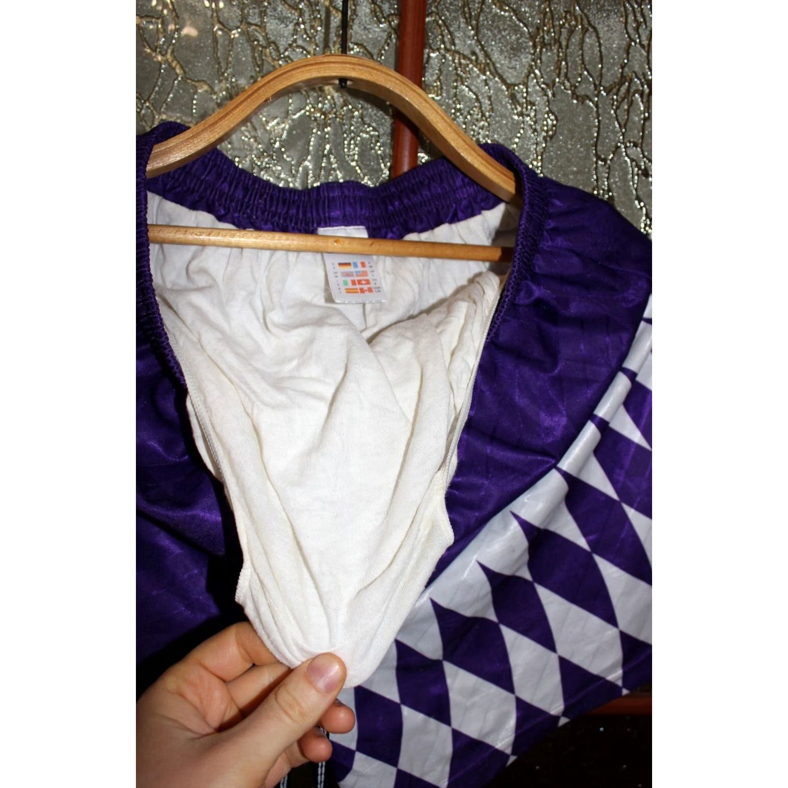 Adidas VINTAGE Adidas violet Purple Running shorts Anderlecht/Austria Wien L/M Shorts Mens Size US 31 - 5 Thumbnail
