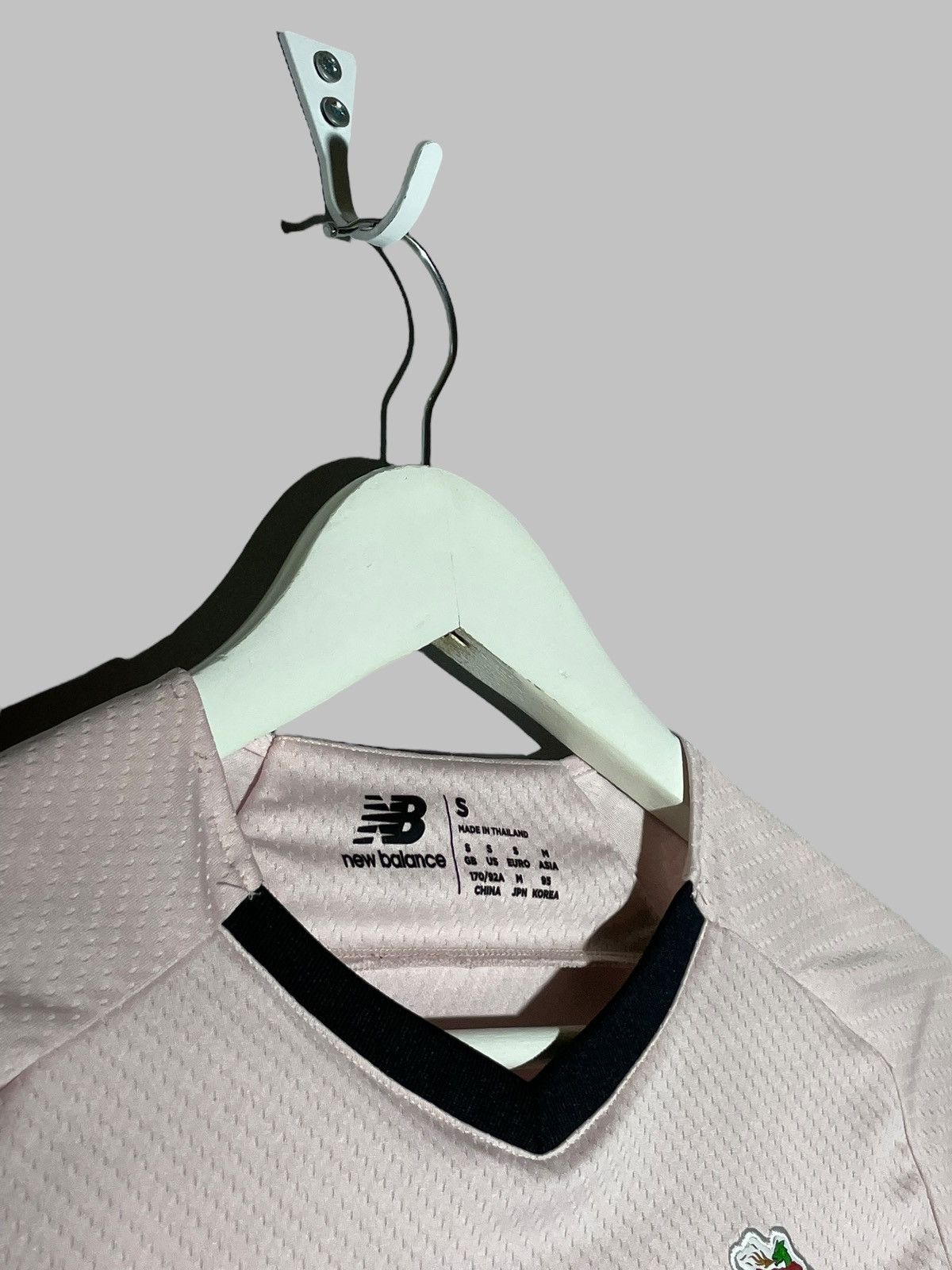 New Balance FC Porto New Balance 2022/2022 Third Football Shirt Soccer Size US S / EU 44-46 / 1 - 3 Thumbnail