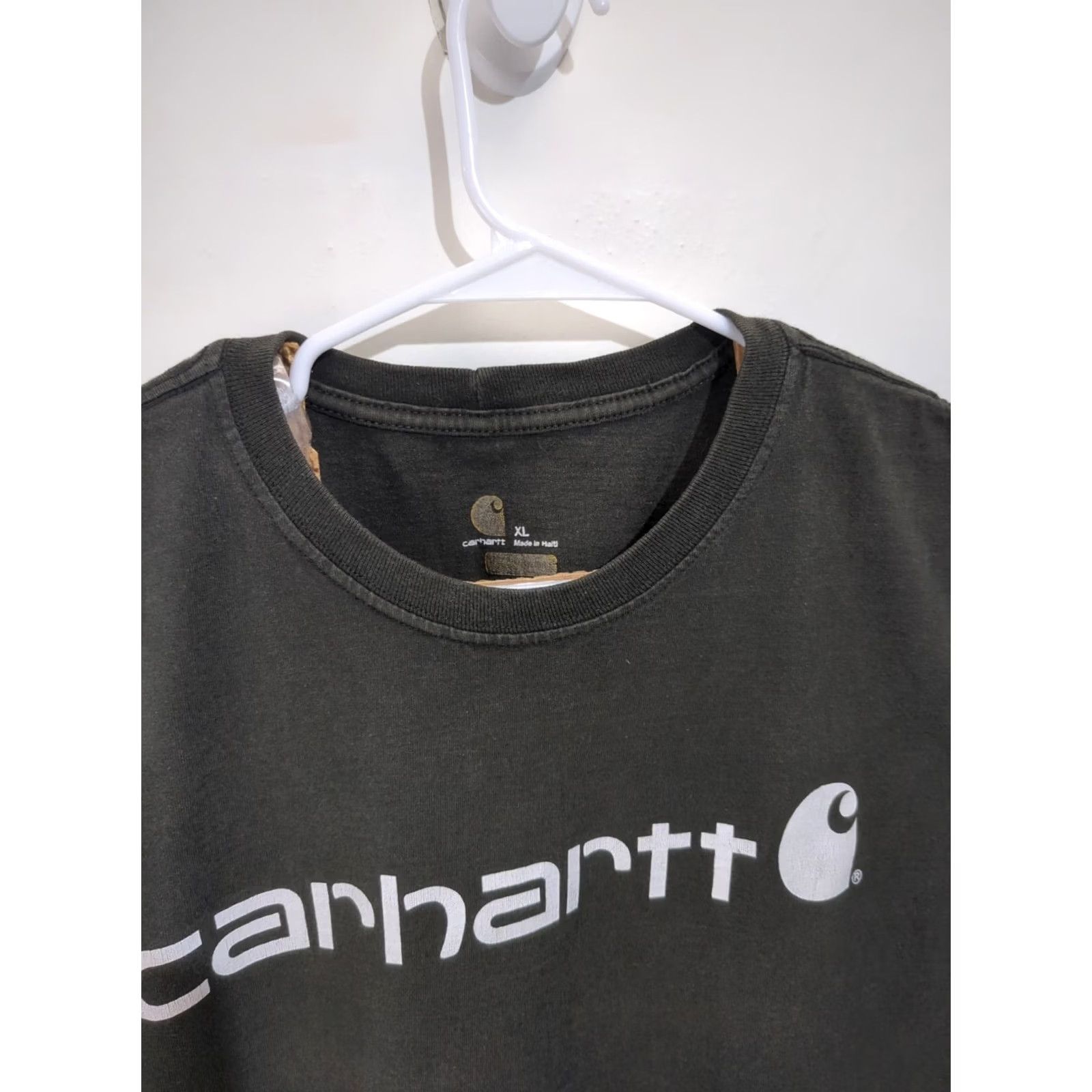 Carhartt Carhartt Mens XL Black Original Fit Short Sleeve T-Shirt Spell Out Logo Faded Size US XL / EU 56 / 4 - 4 Thumbnail