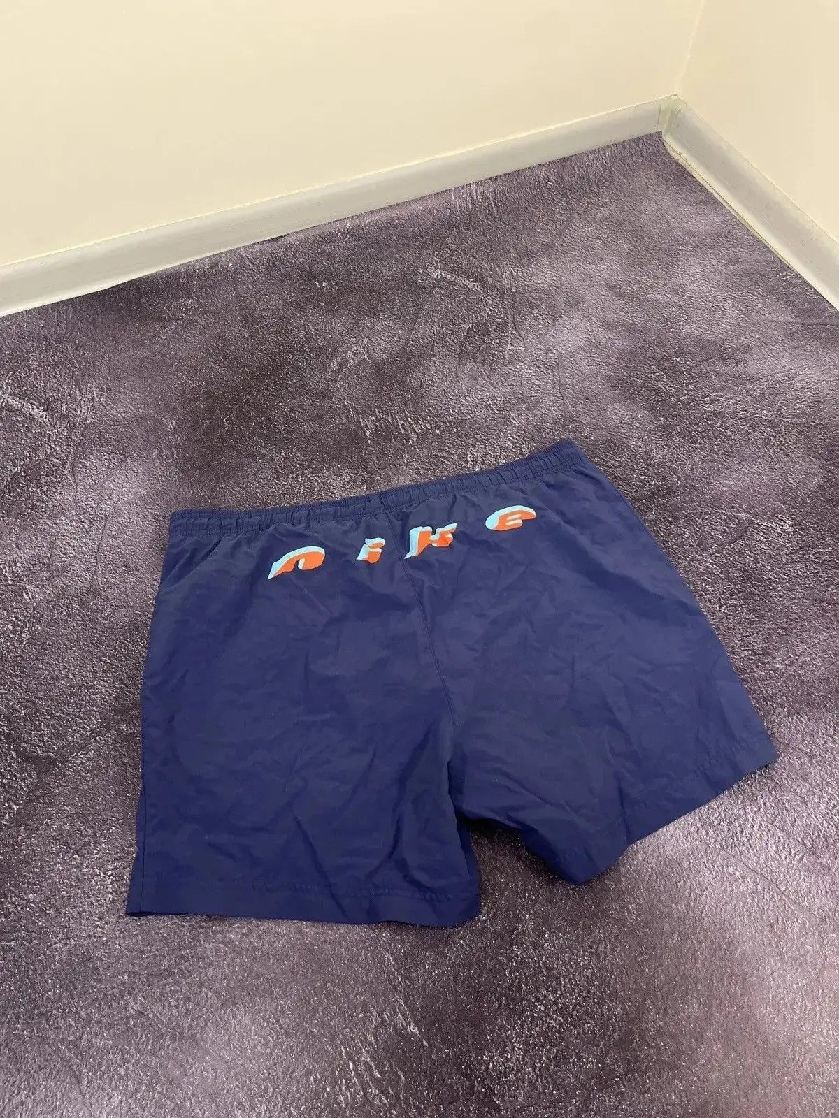 Nike × Vintage Vintage 90s Nike Y2K Big Logo Hype Retro Nylon Shorts Size US 34 / EU 50 - 2 Thumbnail
