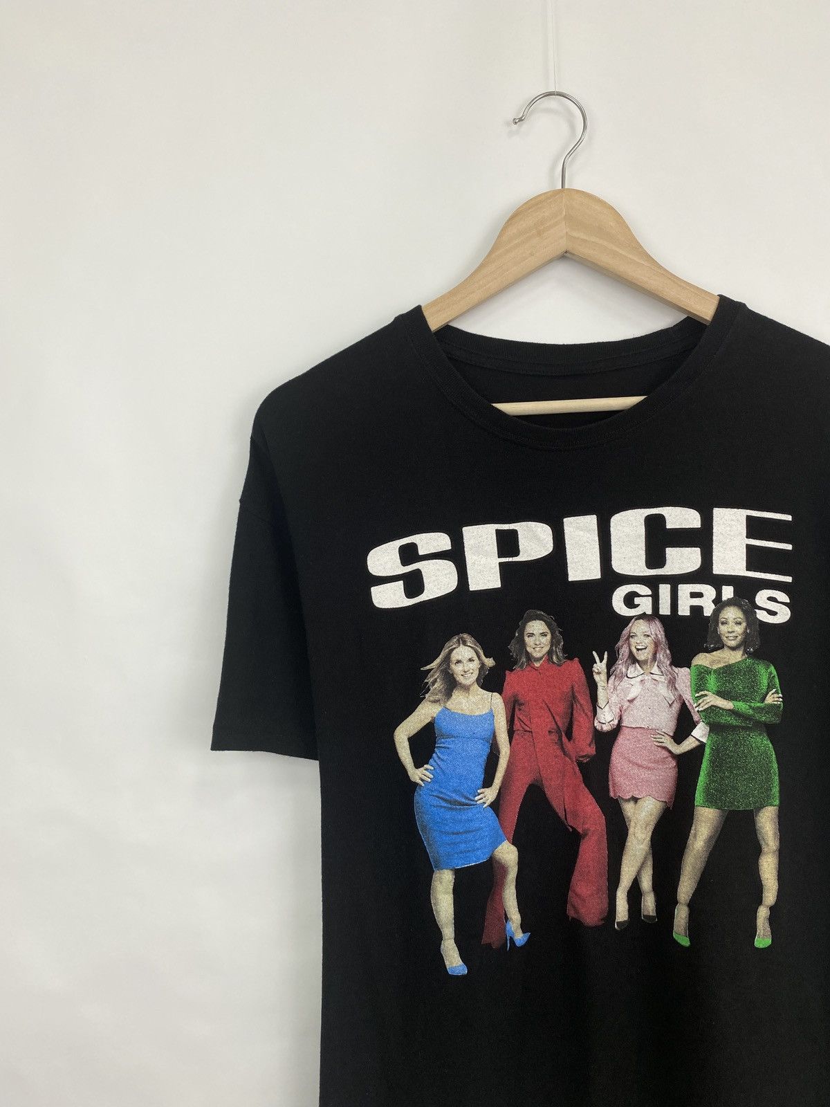 Band Tees 🇺🇸 Spice Girls 2019 Spice World Tour UK Band T-Shirt Y2K Hype Size US M / EU 48-50 / 2 - 2 Thumbnail