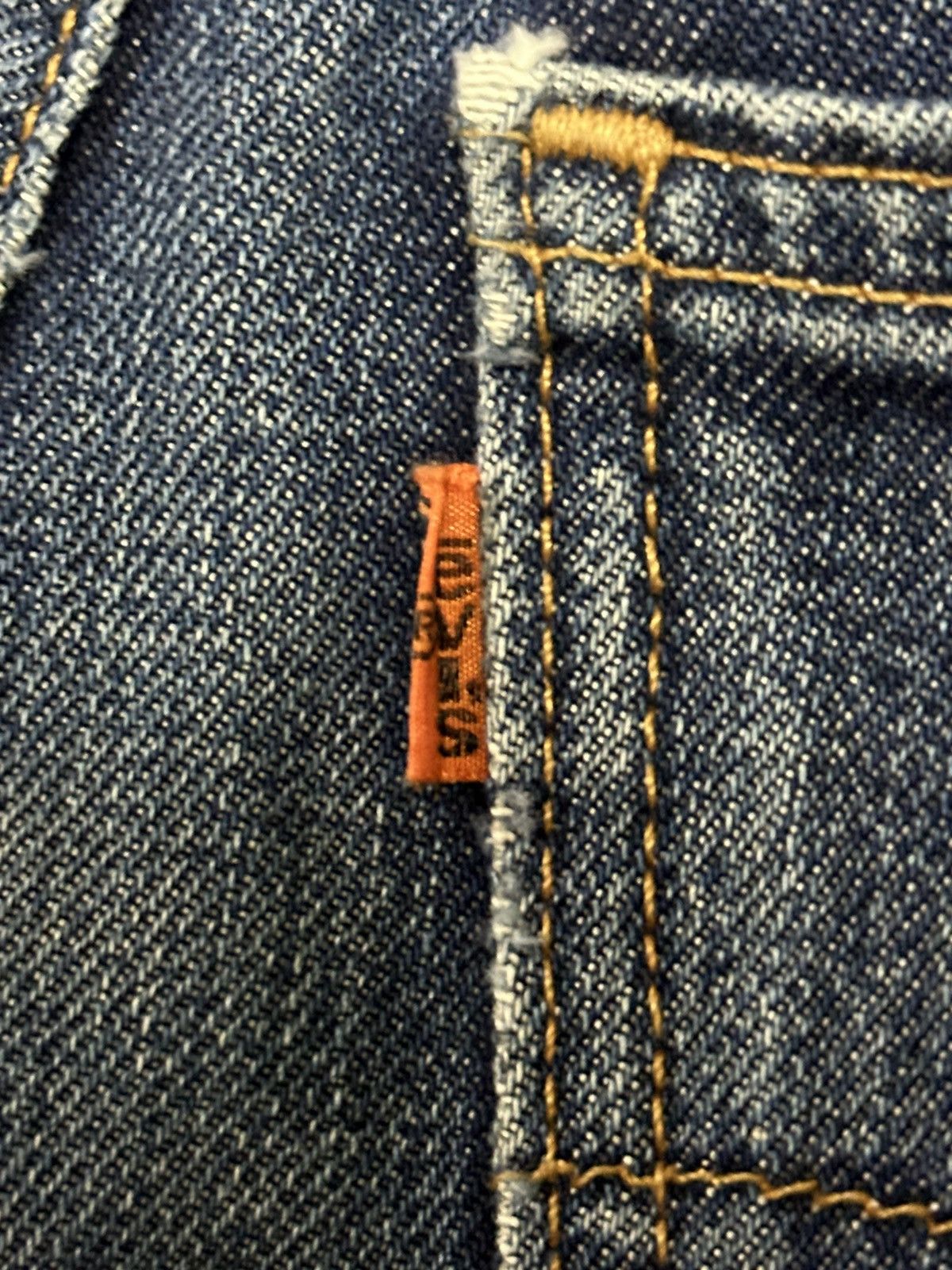 Levi's Vintage 90s Levis 605 Orange Tab Faded Wash Baggy Jeans Size US 36 / EU 52 - 9 Thumbnail