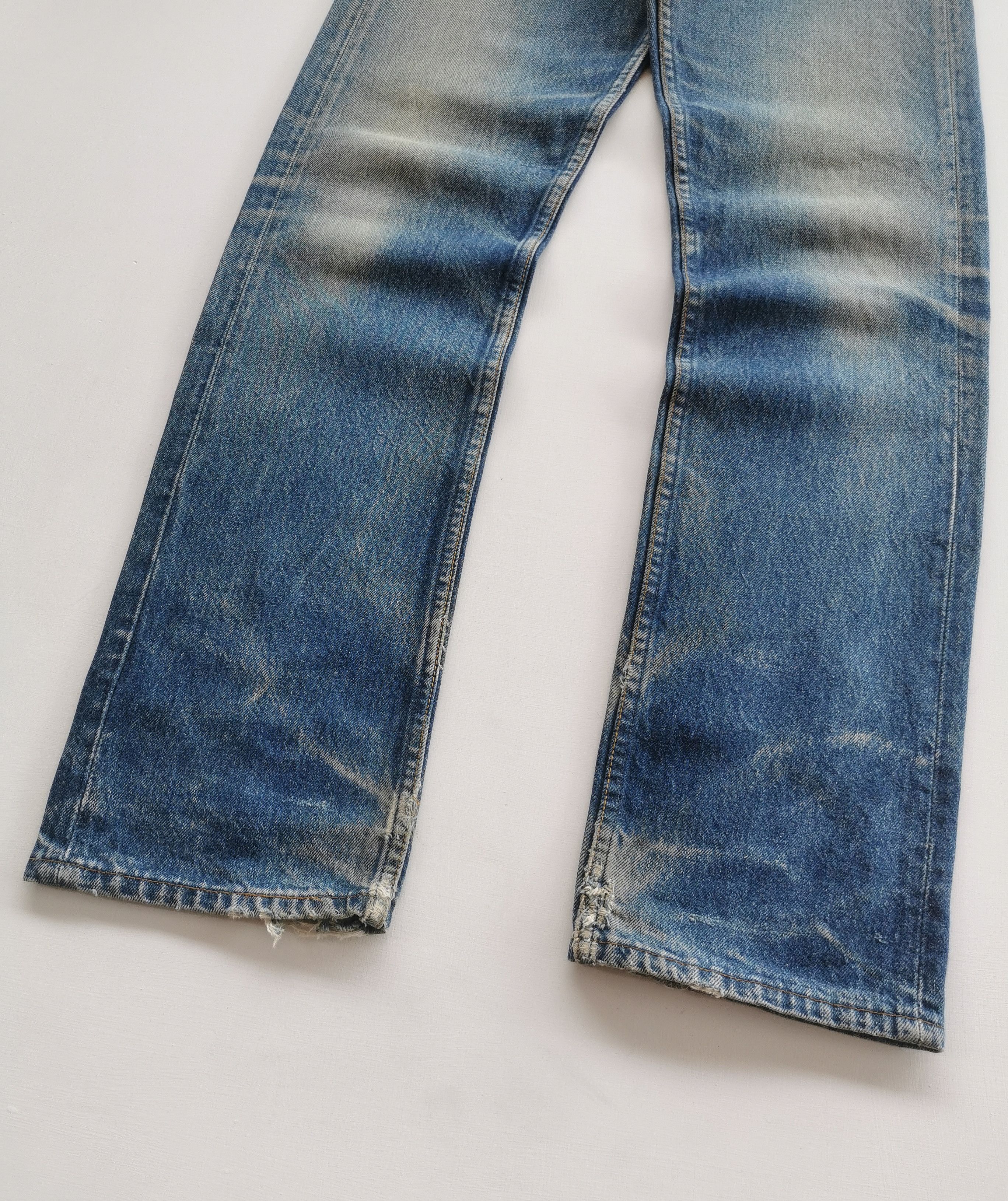 Levi's Vintage Levi’s 501 damage denim Size US 30 / EU 46 - 3 Thumbnail