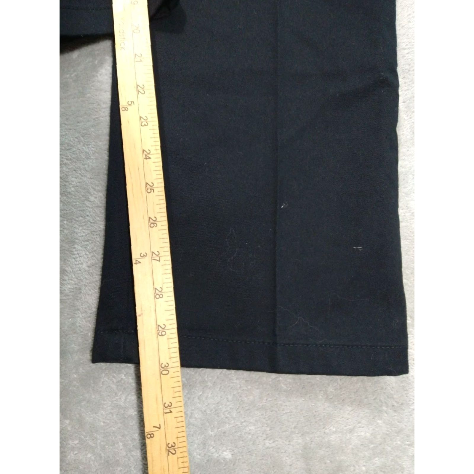 Vintage St John's Bay Pants Mens 38x30 Black Chino Classic Fit Pleated Easy Care Stretch Pants Mens Regular 38 Black Classic Chino Size US 38 / EU 54 - 5 Thumbnail