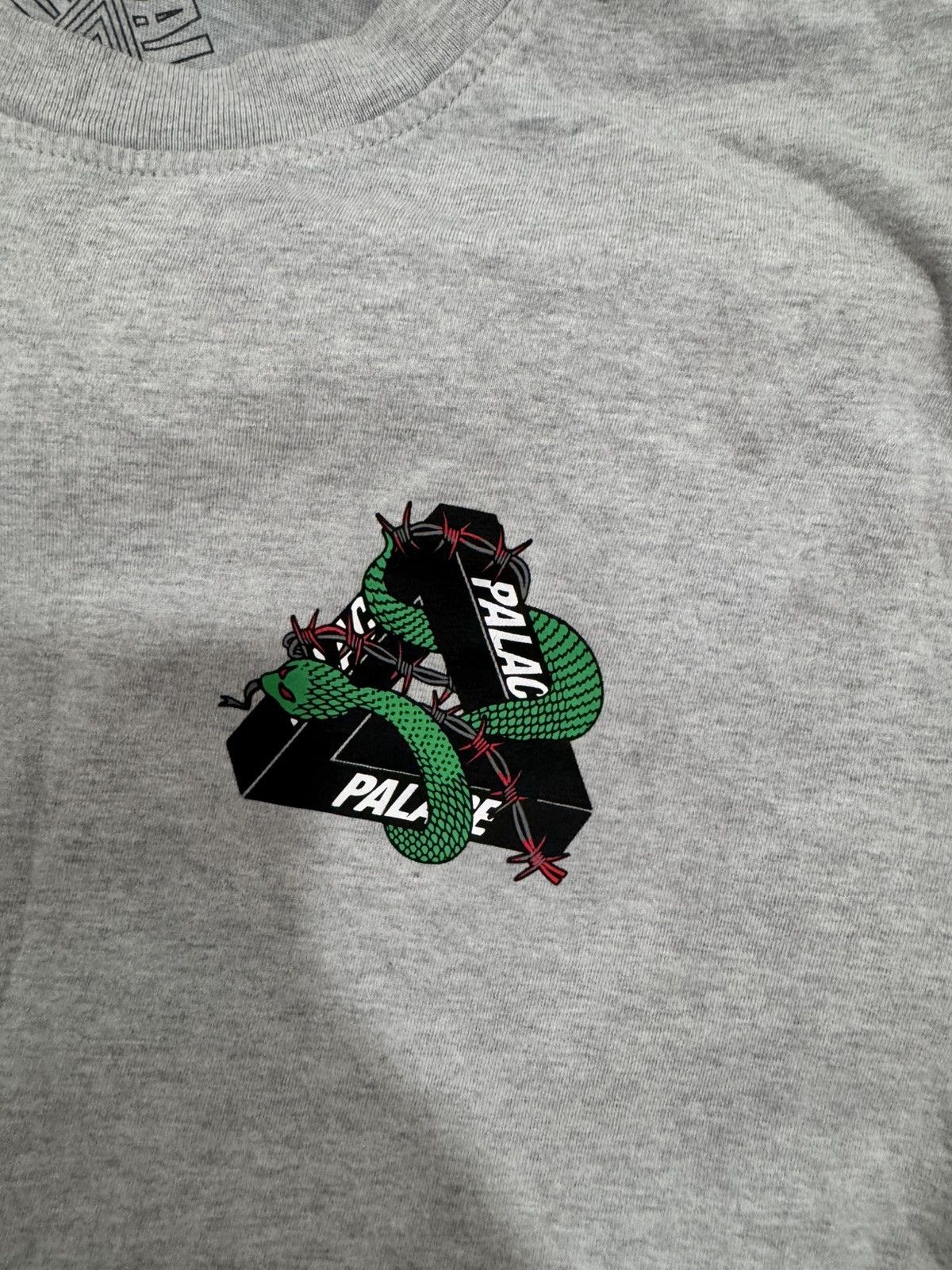 Palace Palace Tri T-shirt Size US L / EU 52-54 / 3 - 3 Thumbnail