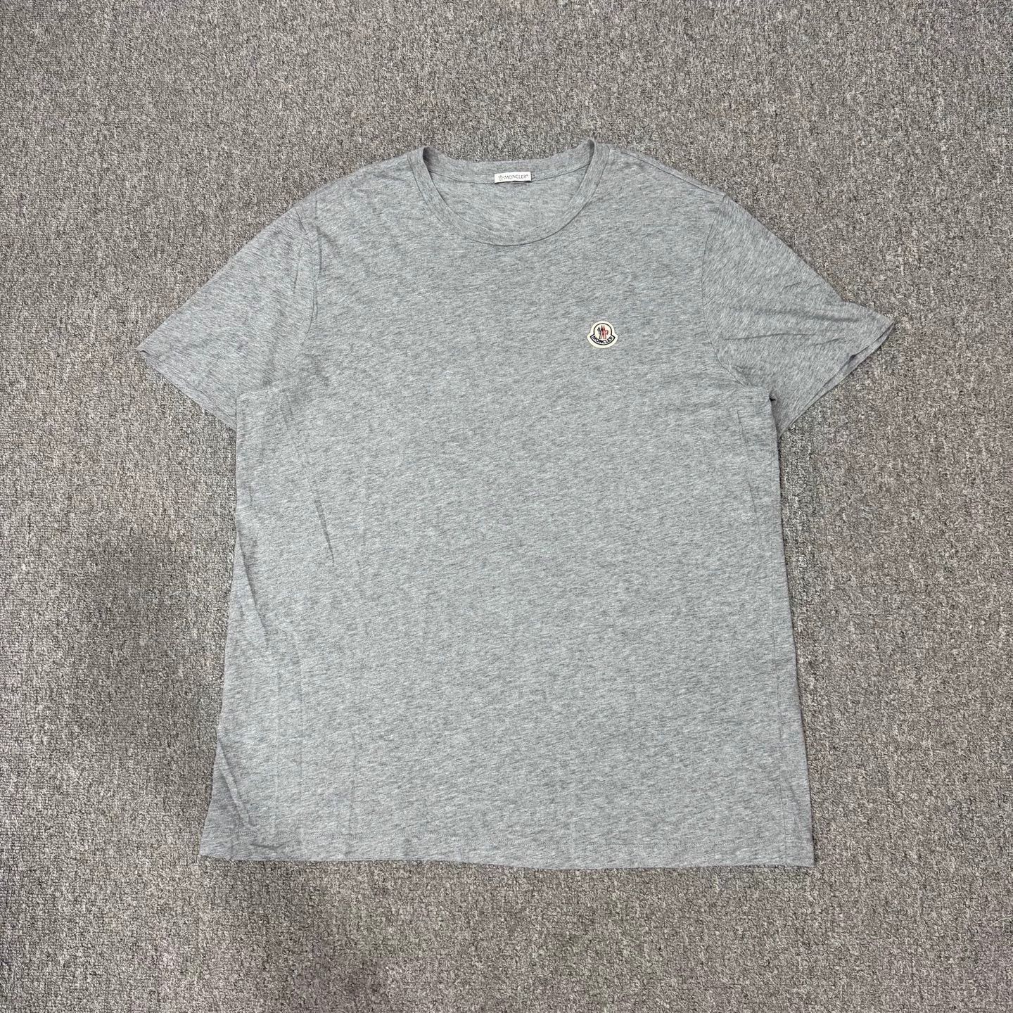 Moncler Moncler Gray Logo Short Sleeve Tee 3XL 99 New Size 3XL / US 20-22 - 1 Thumbnail