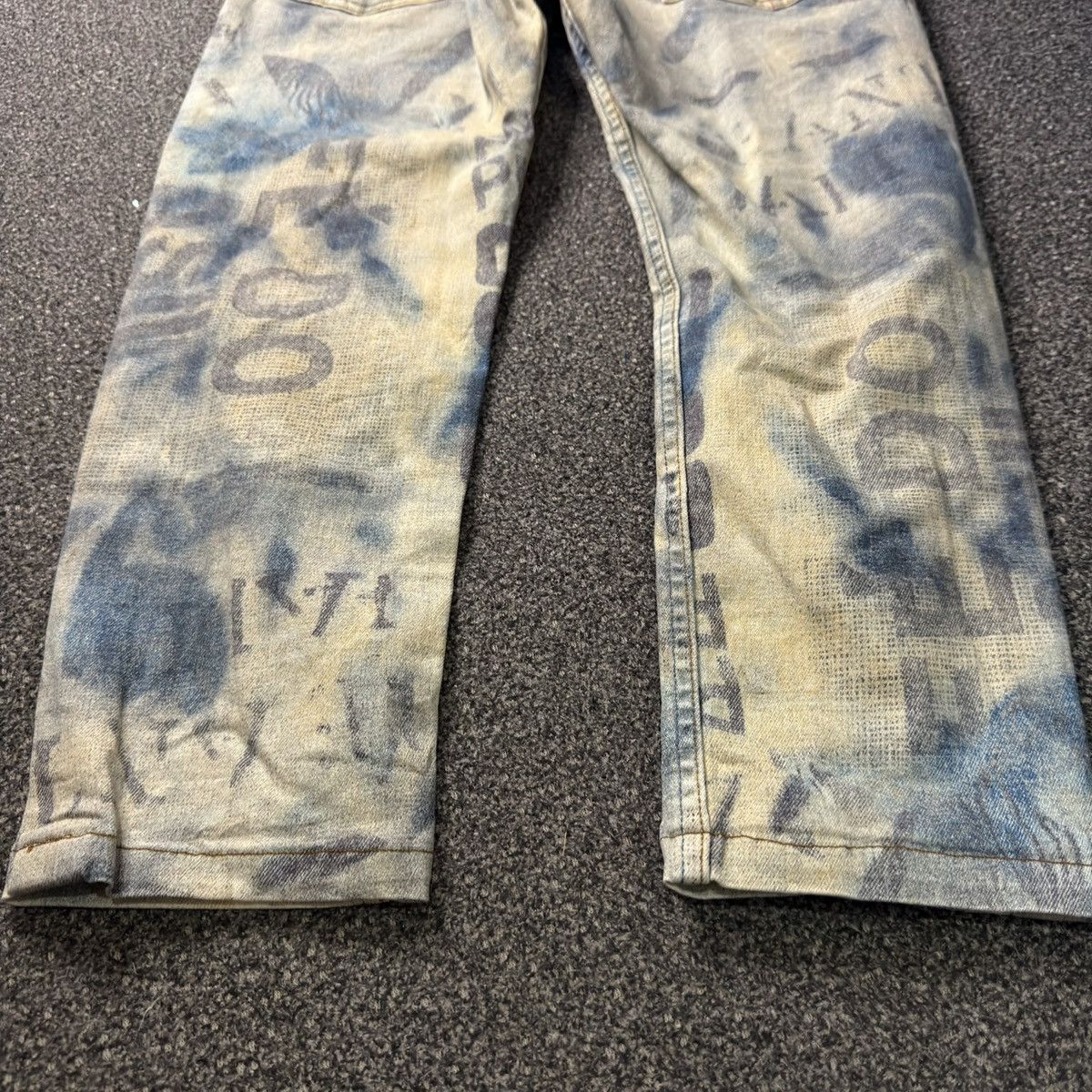 Le Grande Bleu (L.G.B.) 🇯🇵 Archive LGB x Beams Over Print Drop Punk Distressed Pants Size US 30 / EU 46 - 12 Thumbnail