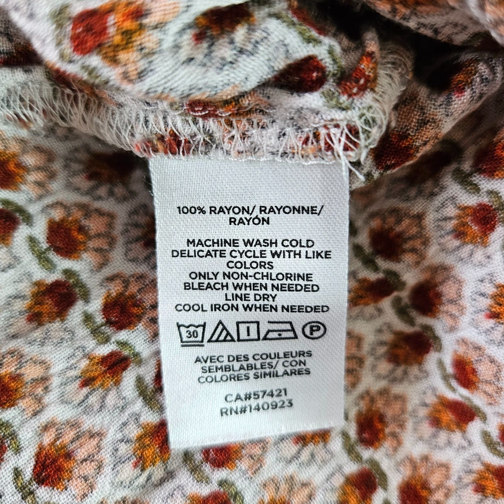 Loft LOFT Ann Taylor Womens Top Blouse Sz Large Red Green Long Sleeve Rayon Shirt Womens Size L / US 10 / IT 46 - 4 Thumbnail