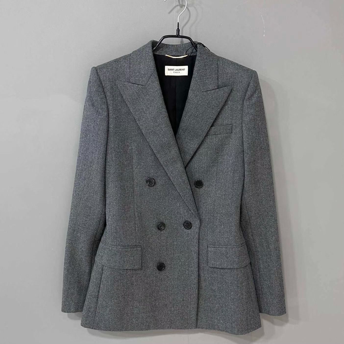 Saint Laurent Paris Saint Laurent Gray Double-Breasted Blazer Size XS / US 0-2 / IT 36-38 - 1 Thumbnail