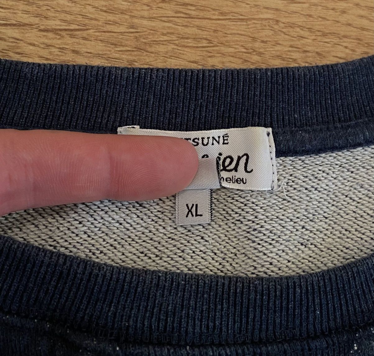 Maison Kitsune Maison Kitsune Parisien Sweatshirt x Luxury Size US L / EU 52-54 / 3 - 4 Thumbnail