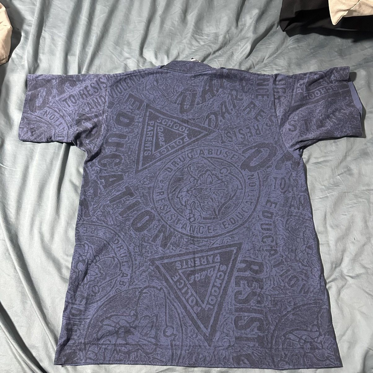 D.A.R.E Vintage 90s DARE Single Stitch Shirt AOP 50/50 FOTL Dyed Size US M / EU 48-50 / 2 - 6 Thumbnail