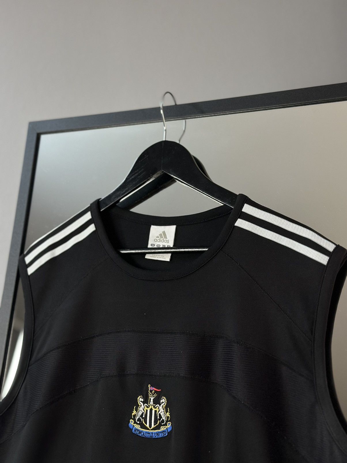 Adidas Vintage New Castle 2003 t-shirt Soccer Jersey England Size US XL / EU 56 / 4 - 5 Thumbnail