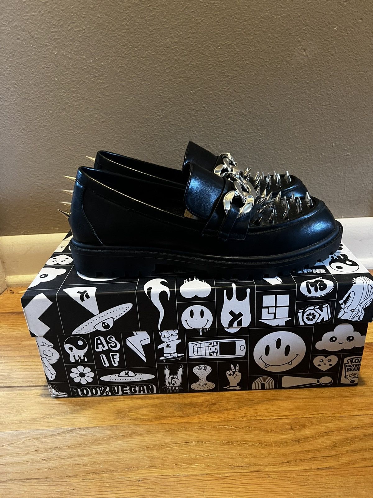 Other Koi “The Grave Warden” Black 100% Vegan Size US 11 / EU 44 - 2 Thumbnail