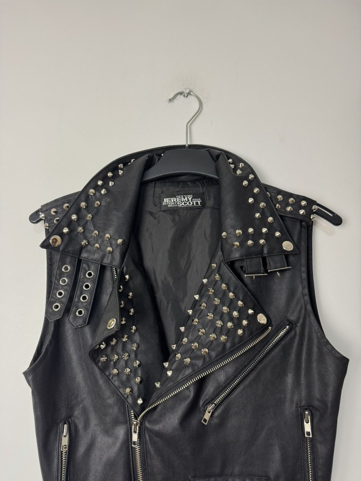 Jeremy Scott Archive Jeremy Scott Studded Leather Biker Vest Size US S / EU 44-46 / 1 - 3 Thumbnail