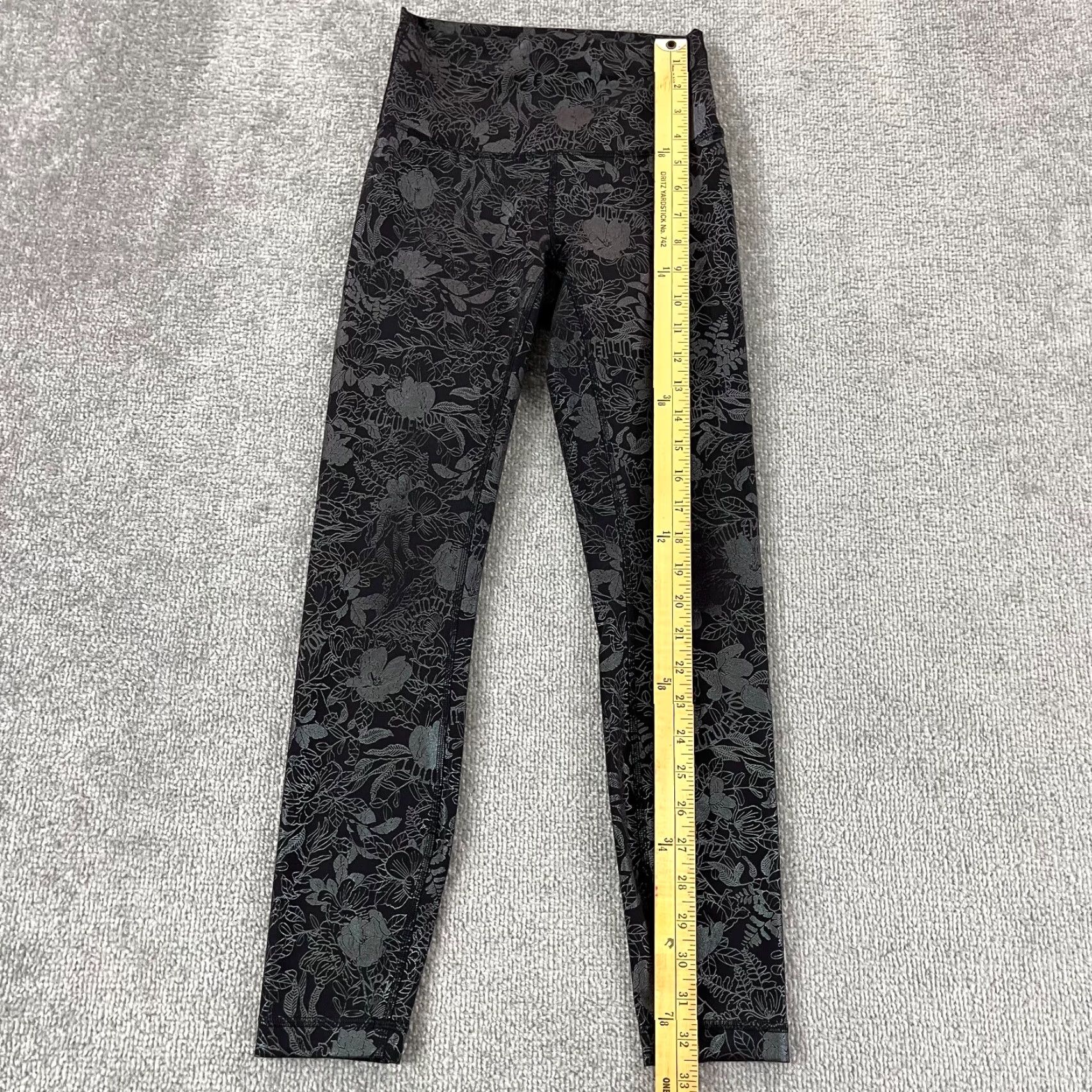 Lululemon LULULEMON Leggings Womens Size 4 High Rise Wunder Train Flourish Black Foil Yoga Size 27" / US 4 / IT 40 - 7 Thumbnail