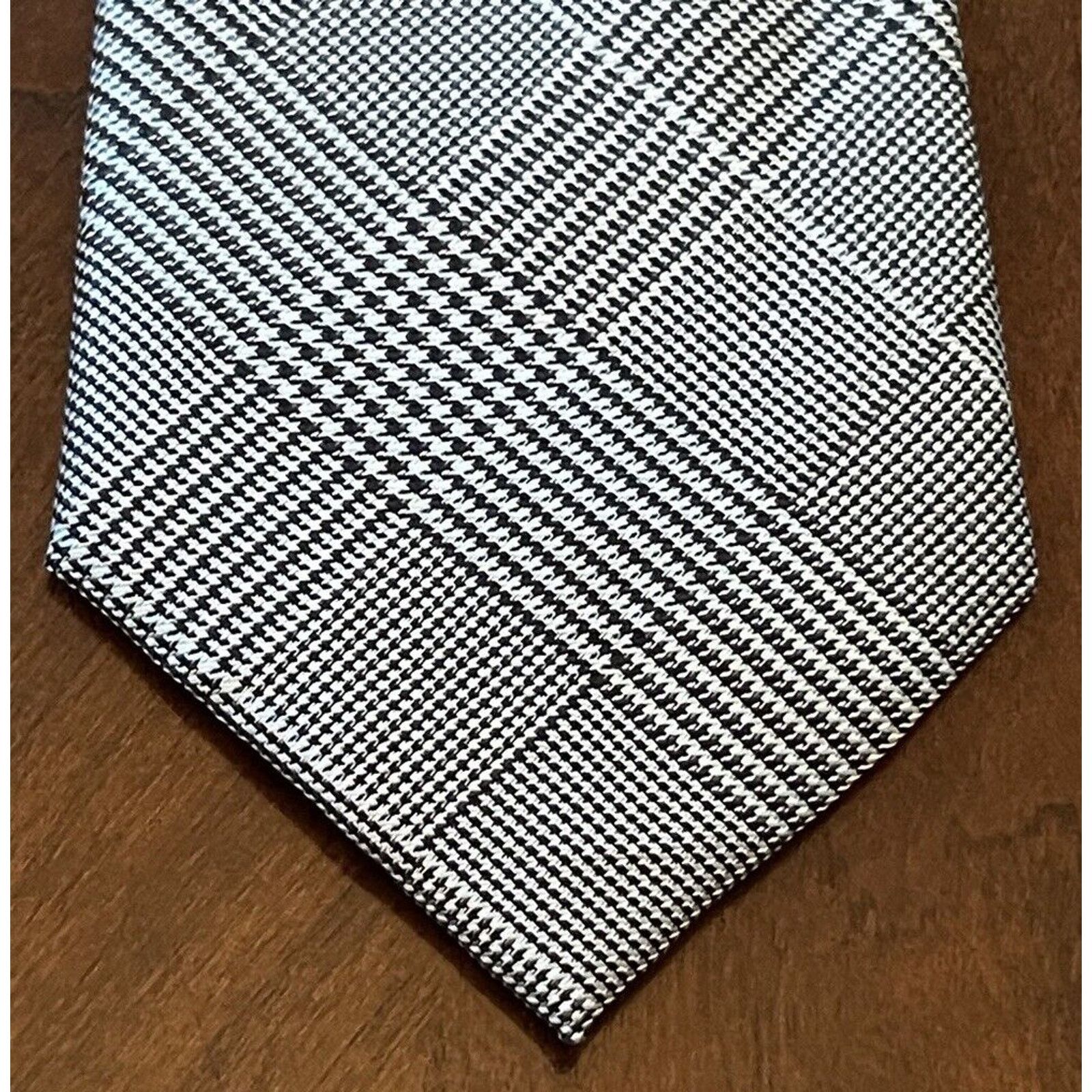 Other Brand Q Blue Houndstooth 100% Microfiber Made In China Size ONE SIZE - 1 Thumbnail
