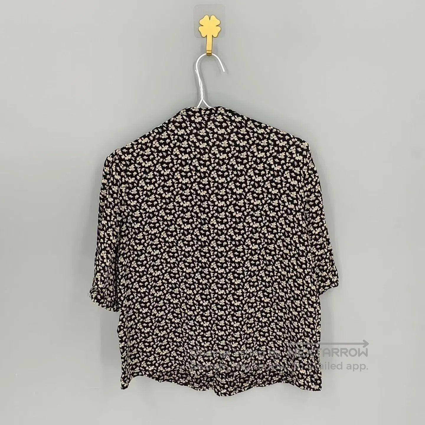 Celine CELINE Small Floral Short-Sleeve Shirt. Size S / US 4 / IT 40 - 2 Thumbnail