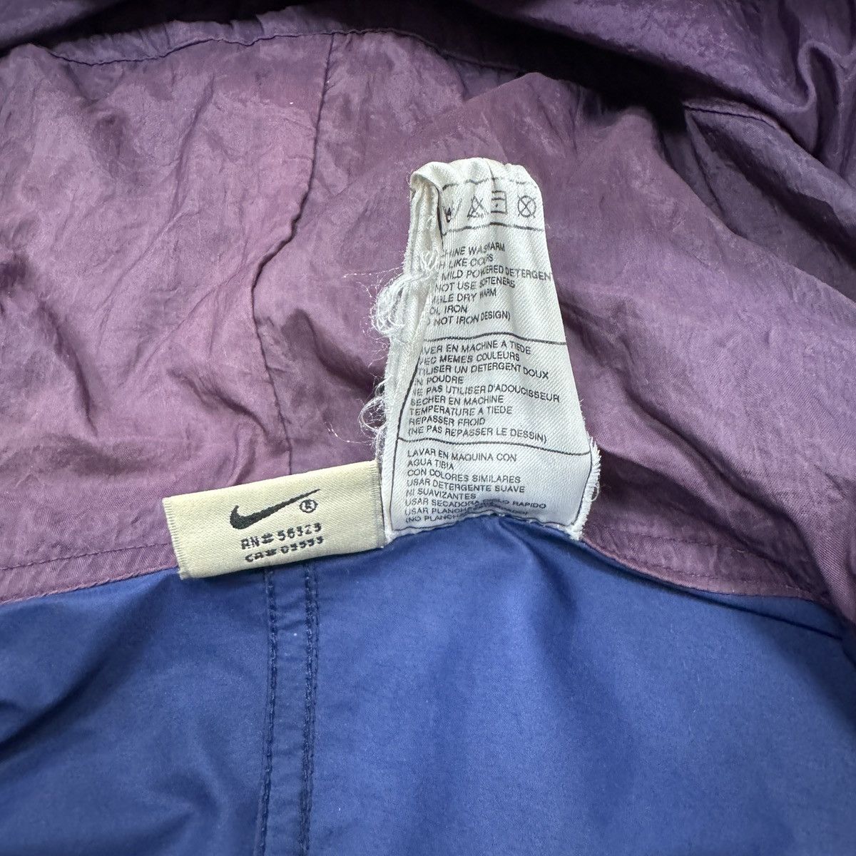 Nike ACG Vintage Nike ACG Spell Out Swoosh F.I.T. Windbreaker Jacket Size US M / EU 48-50 / 2 - 19 Thumbnail