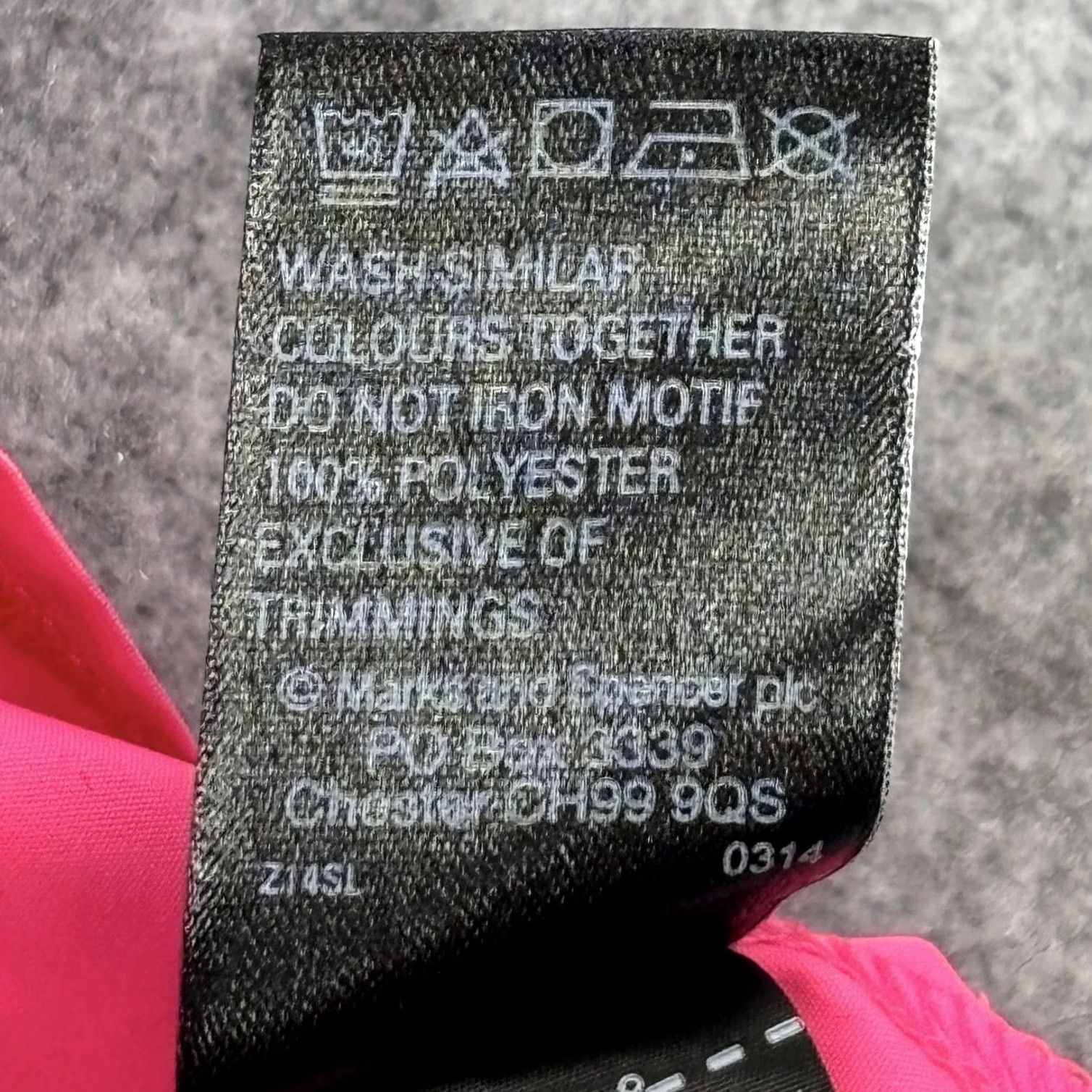 Marks & Spencer VINTAGE? No. M&S Active Fitness Jacket UK22 Neon Pink Showerproof Women’s BNWT with Tags Size 3XL / US 20-22 - 8 Thumbnail