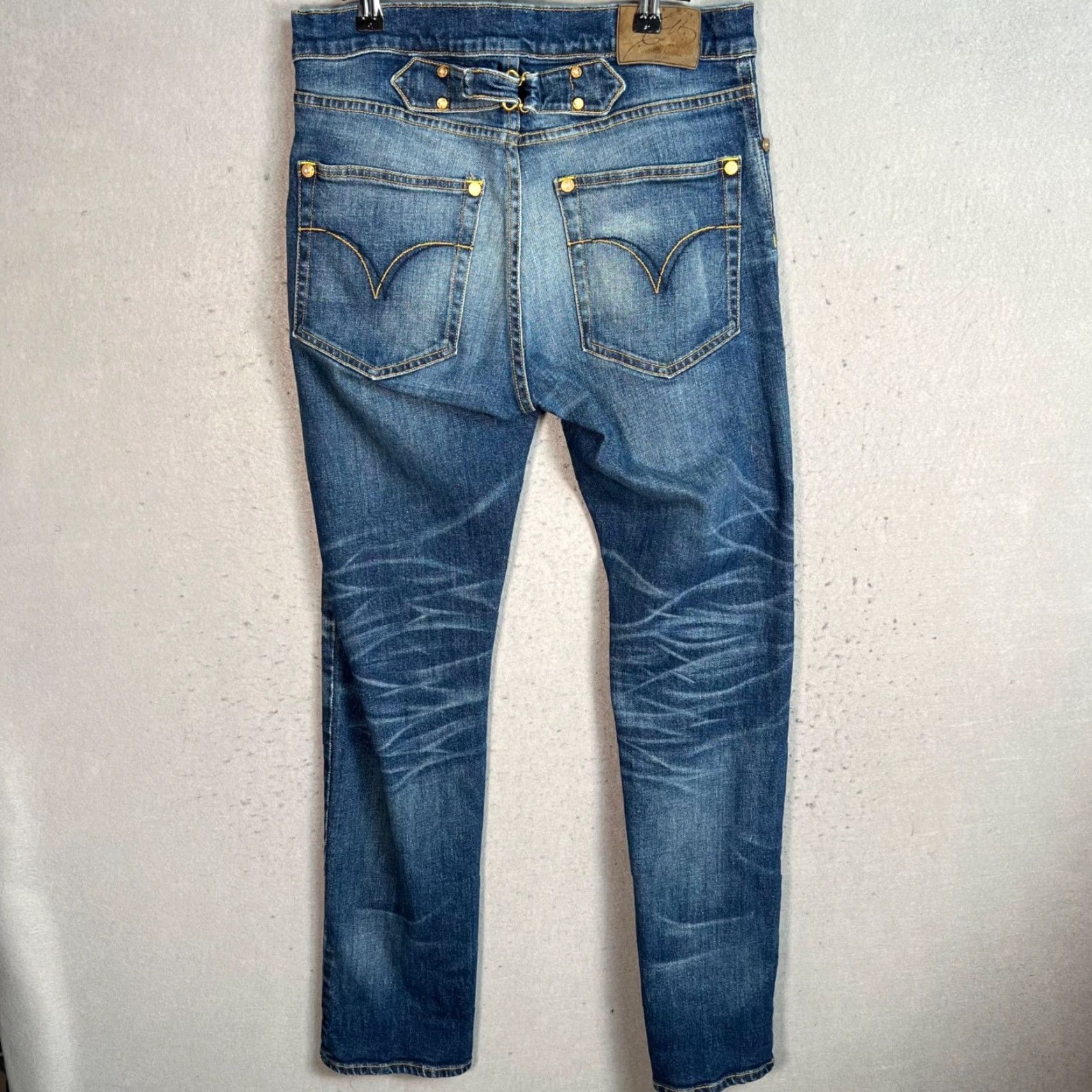 Vintage VINTAGE Colt Manufacturing Jeans Men's 30x30 Denim Distressed USA Flag Straight-Leg 30" Inseam Adult Mens Jeans Size US 30 / EU 46 - 2 Thumbnail
