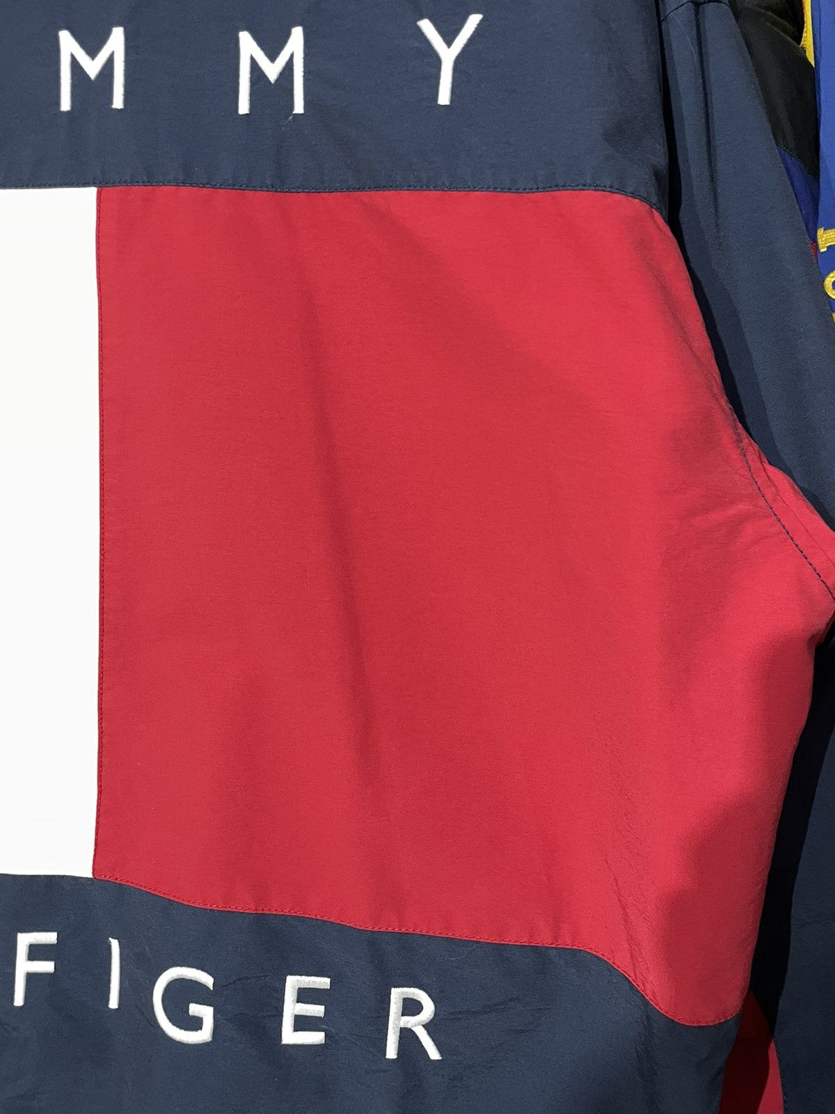 Japanese Brand × Tommy Hilfiger × Vintage Jacket Tommy Hilfiger Big Flag 90’s Vintage Reversible Size US M / EU 48-50 / 2 - 6 Thumbnail