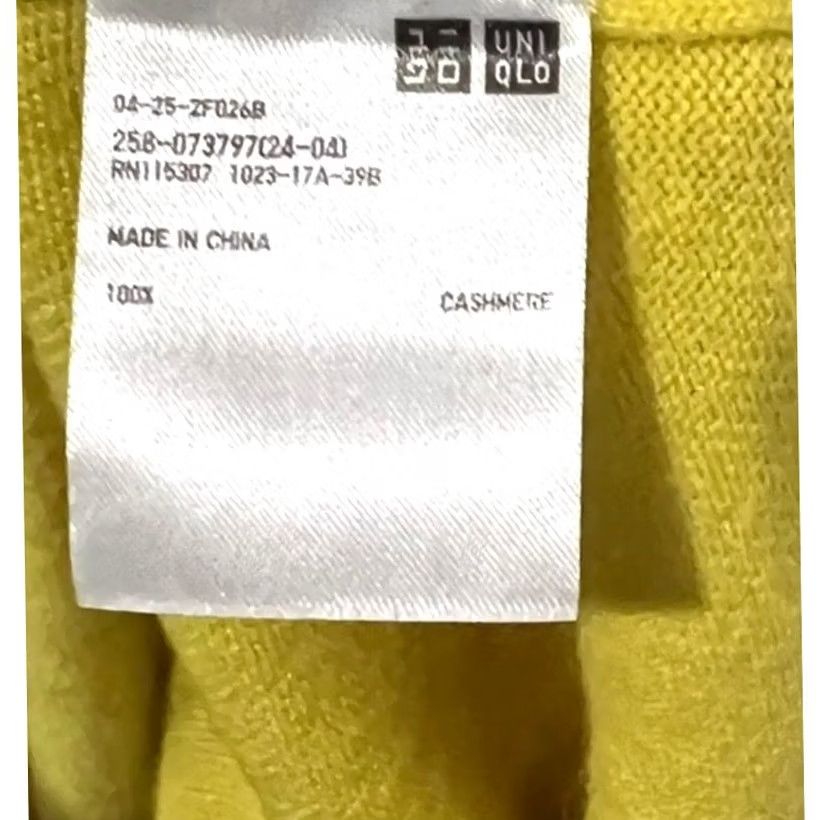 Uniqlo Uniqlo Sweater Women Cashmere V-Neck Yellow Long Sleeve Pullover Sz Large L Womens Pullover, 100% Cashmere, Solid, Regular Fit Size L / US 10 / IT 46 - 7 Thumbnail