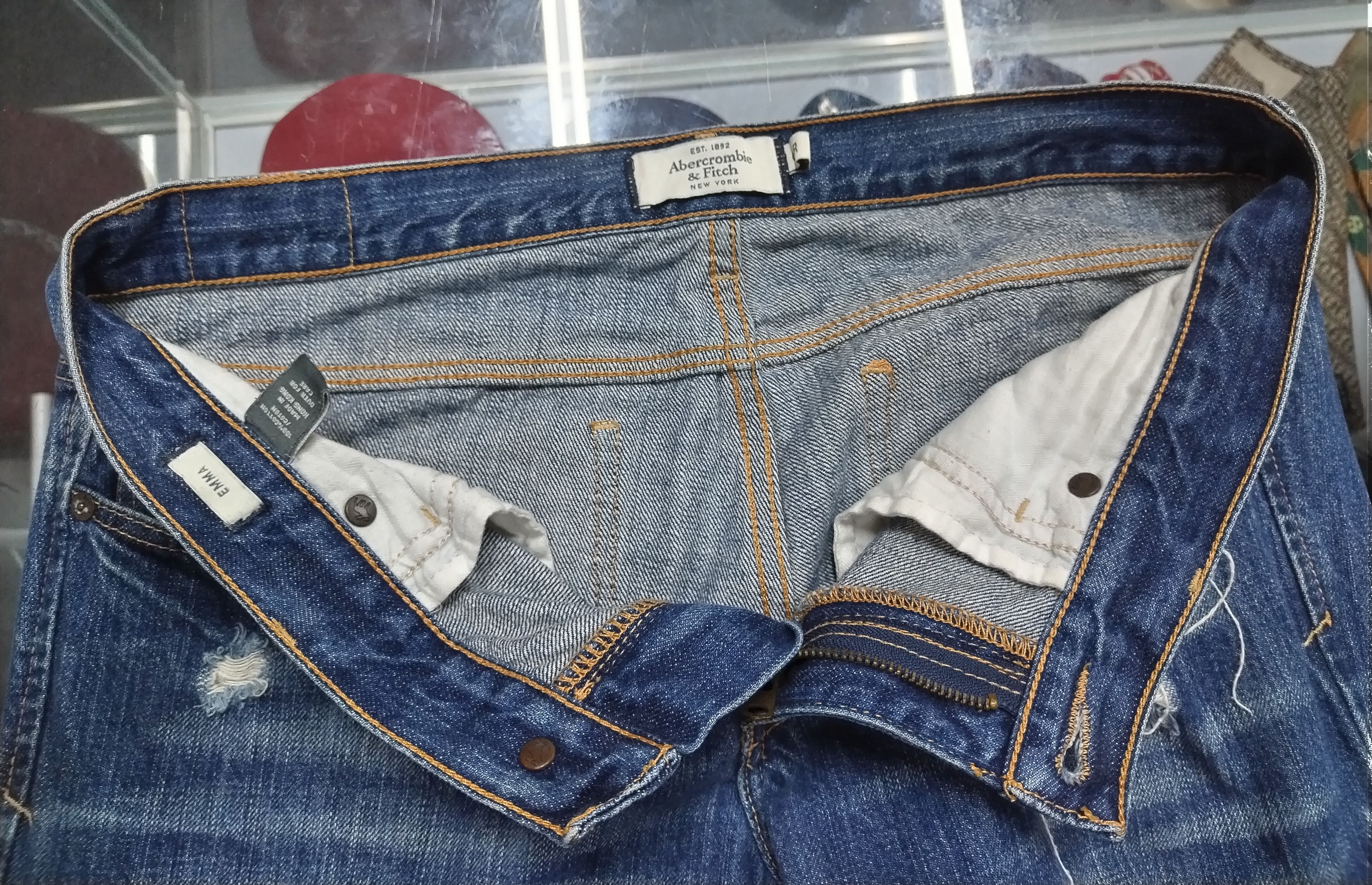 Abercrombie & Fitch × Le Grande Bleu (L.G.B.) × Vintage 💥FLARE💥ABERCROMBIE&FITCH DISTRESSED JEANS Size 32" / US 10 / IT 46 - 10 Thumbnail