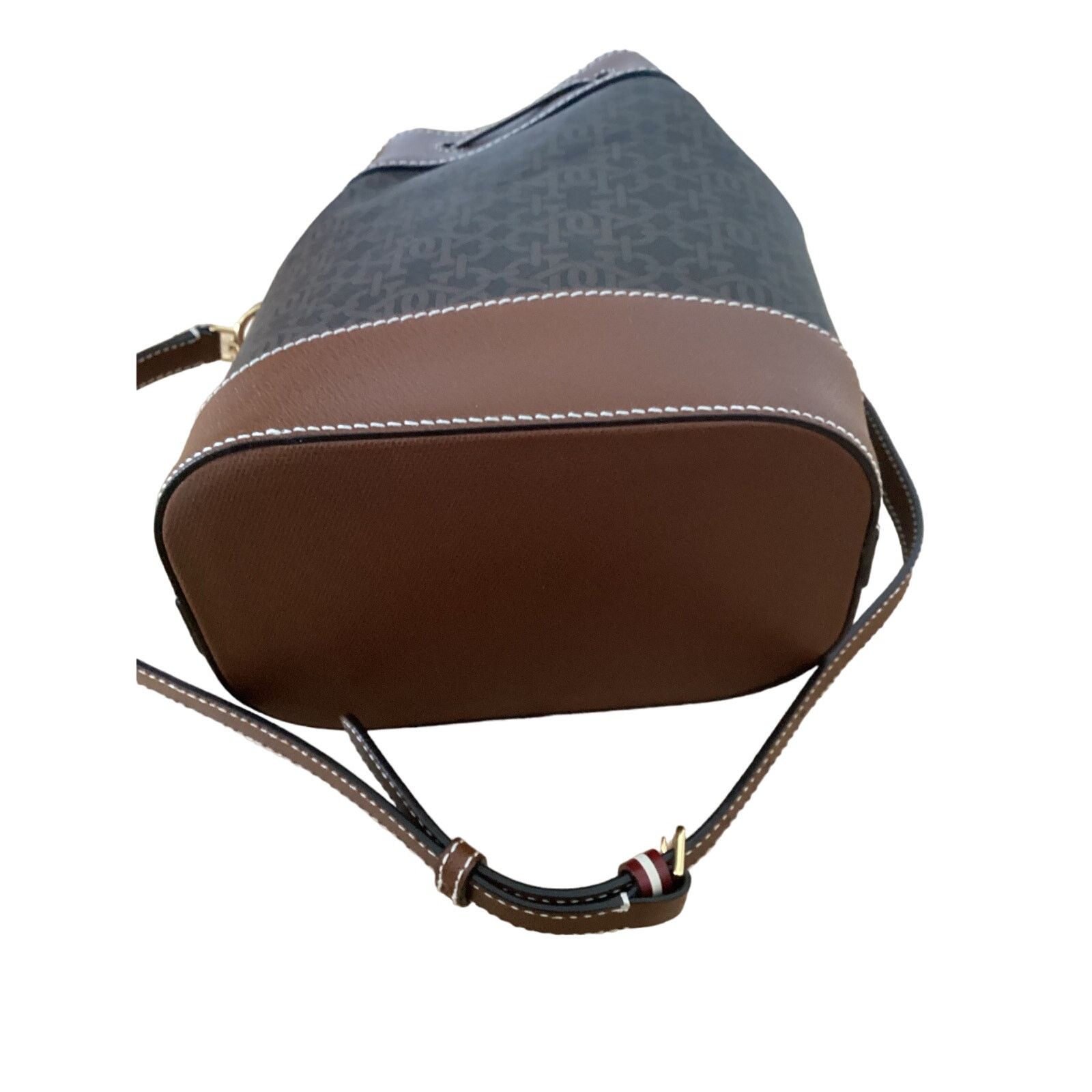 Bally NWT Bally Cleoh Bucket Monogram Logo Medium Bucket Bag Size ONE SIZE - 9 Thumbnail