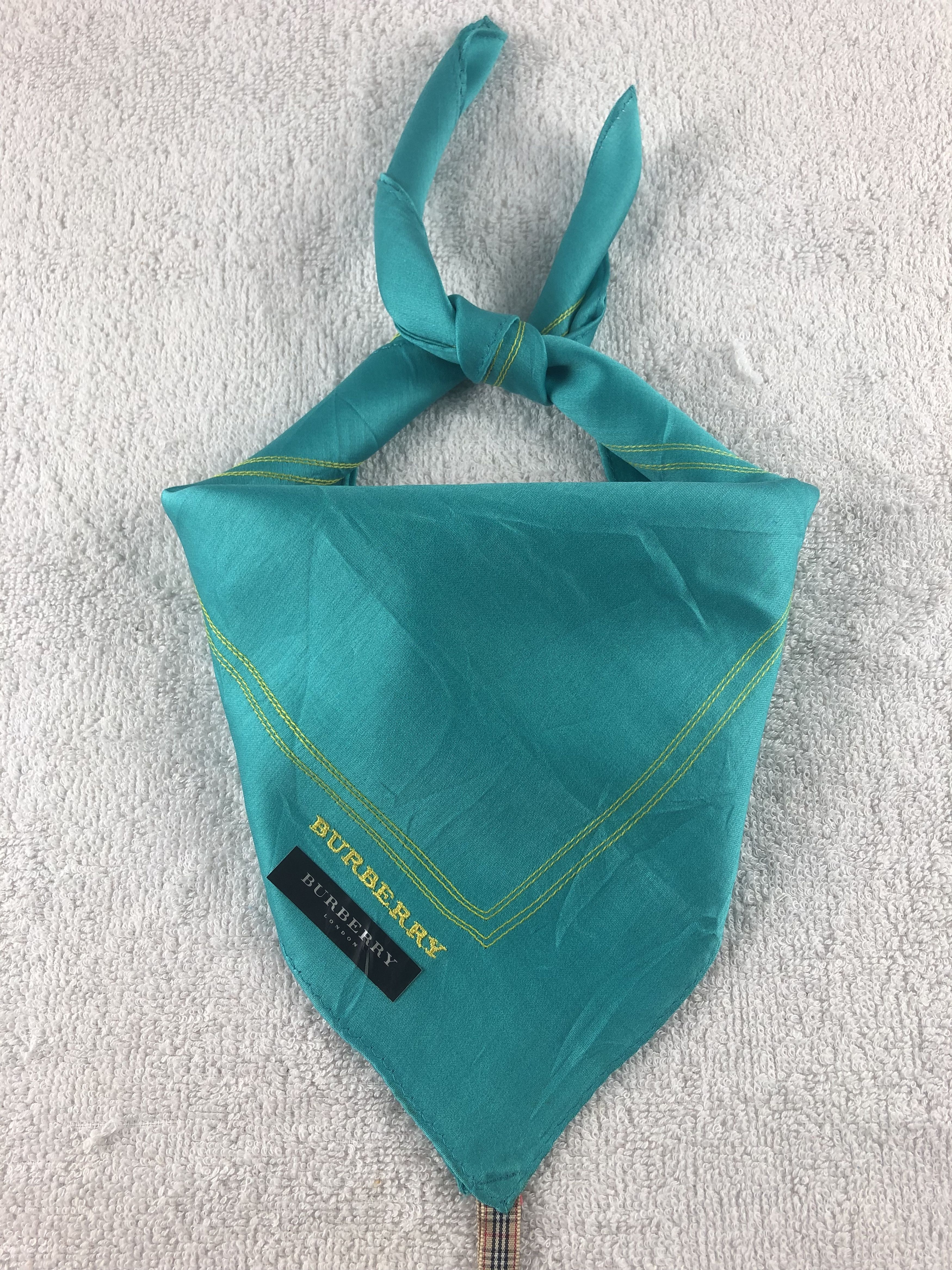 Burberry Burberry Handkerchief / Bandana / Neckerchief Size ONE SIZE - 2 Thumbnail