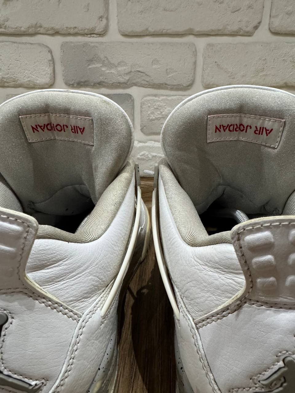Jordan Brand Nike Air Jordan 4 Retro White Oreo Size US 10.5 / EU 43-44 - 12 Thumbnail