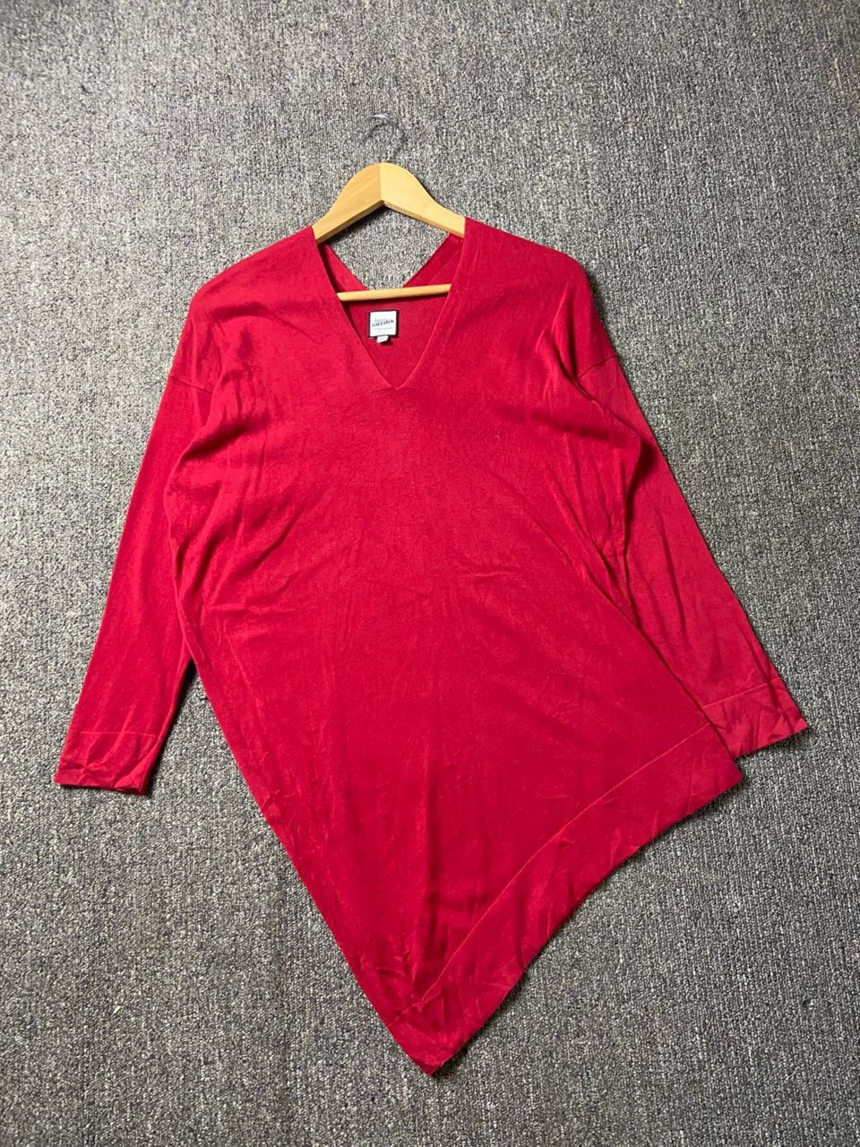 Jean Paul Gaultier Jean Paul Gaultier Asymmetry V Neck Knit Top (201) Size S / US 4 / IT 40 - 2 Thumbnail