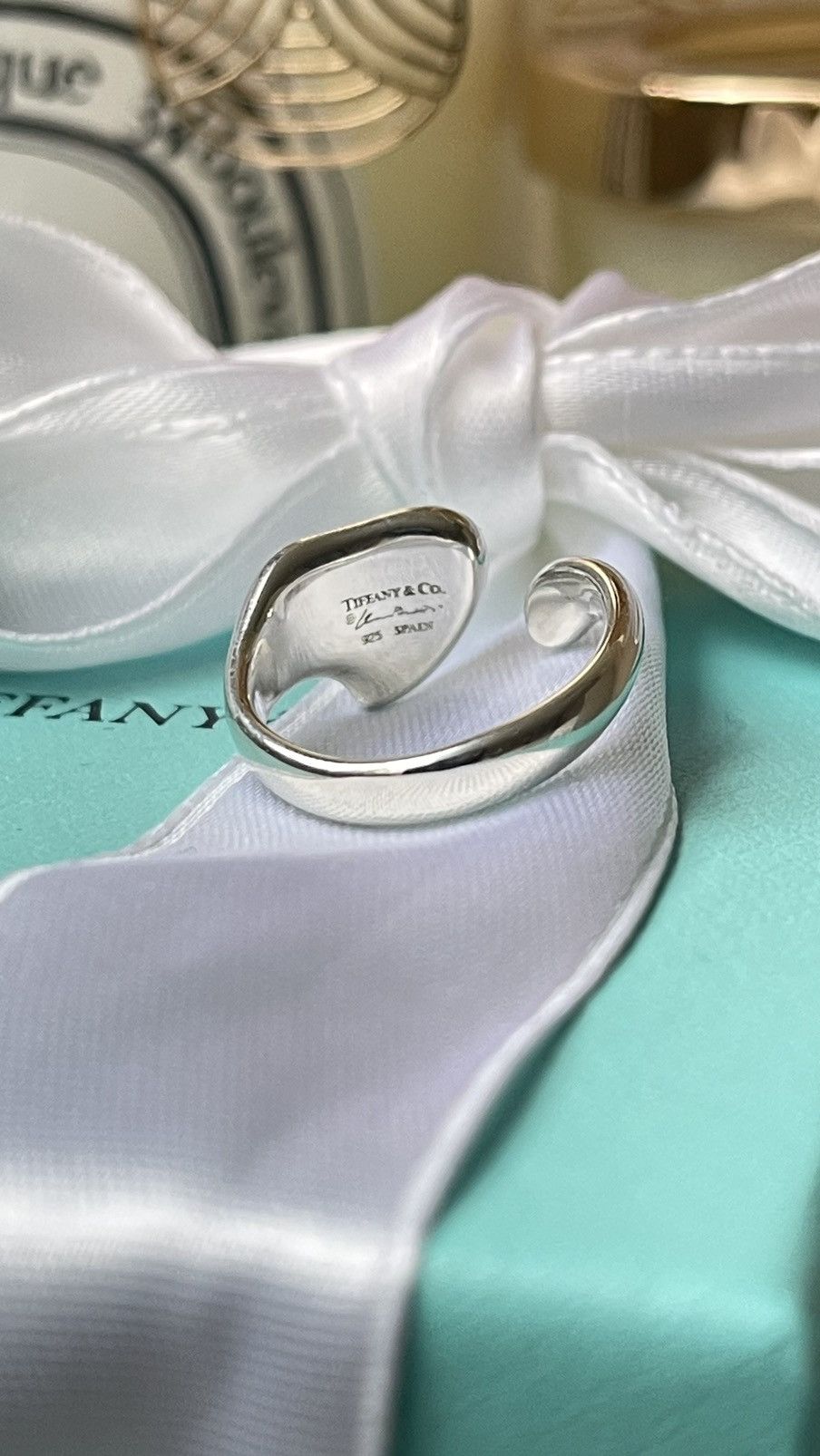 Tiffany & Co. Tiffany & Co. Peretti Full Heart Ring Silver size 5 NEW $485 Size ONE SIZE - 9 Thumbnail