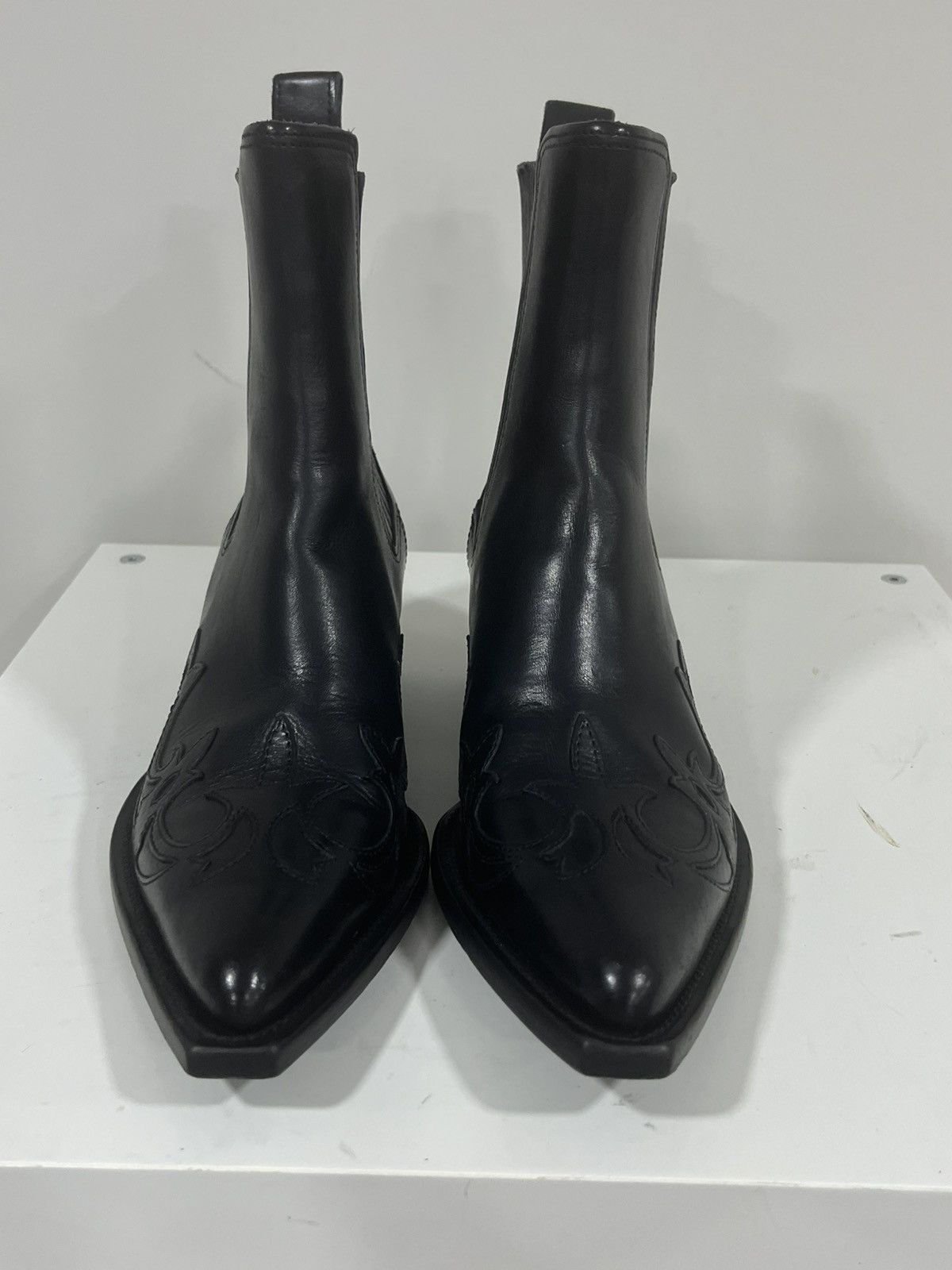 Golden Goose Debbie boot Size 37 EU Size US 7 / IT 37 - 9 Thumbnail