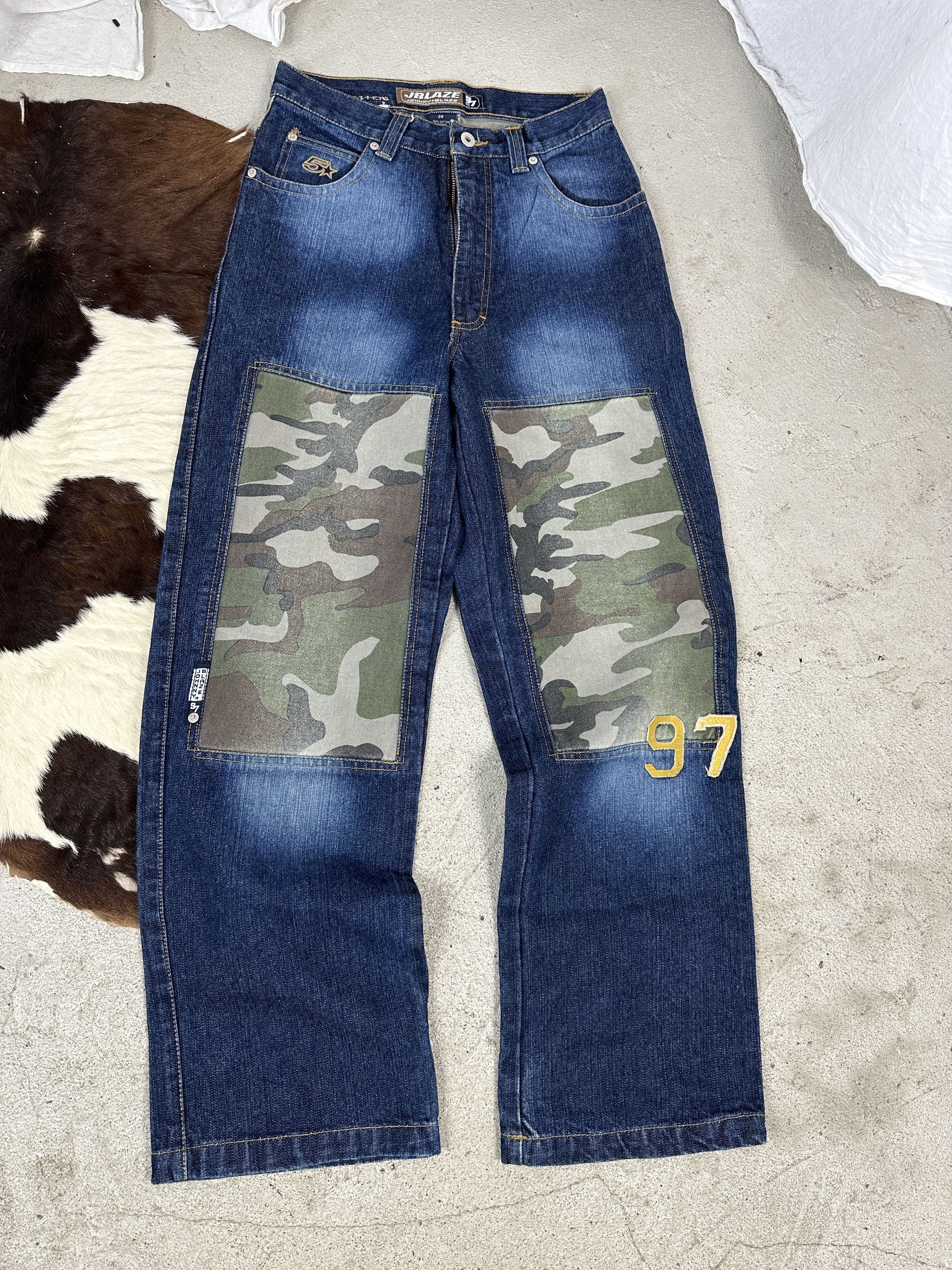 Vintage Vintage Y2K Johny Blaze Hip-Hop Baggy Double Knee Camo Jeans Size US 28 / EU 44 - 1 Thumbnail